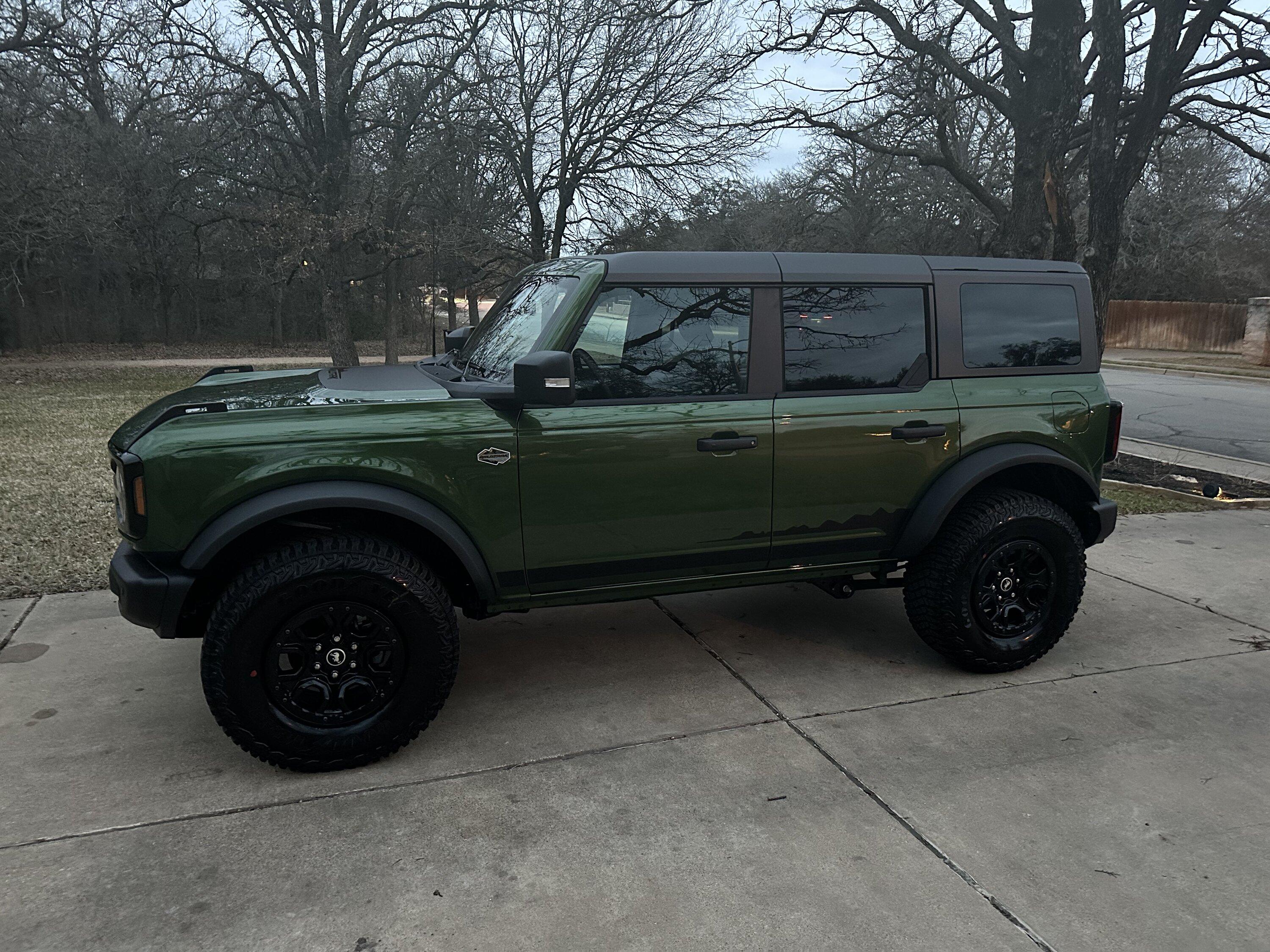 Ford Bronco 12/12/2022 build week with spreadsheet 4D790E44-0097-471F-9BCC-8B173859481C