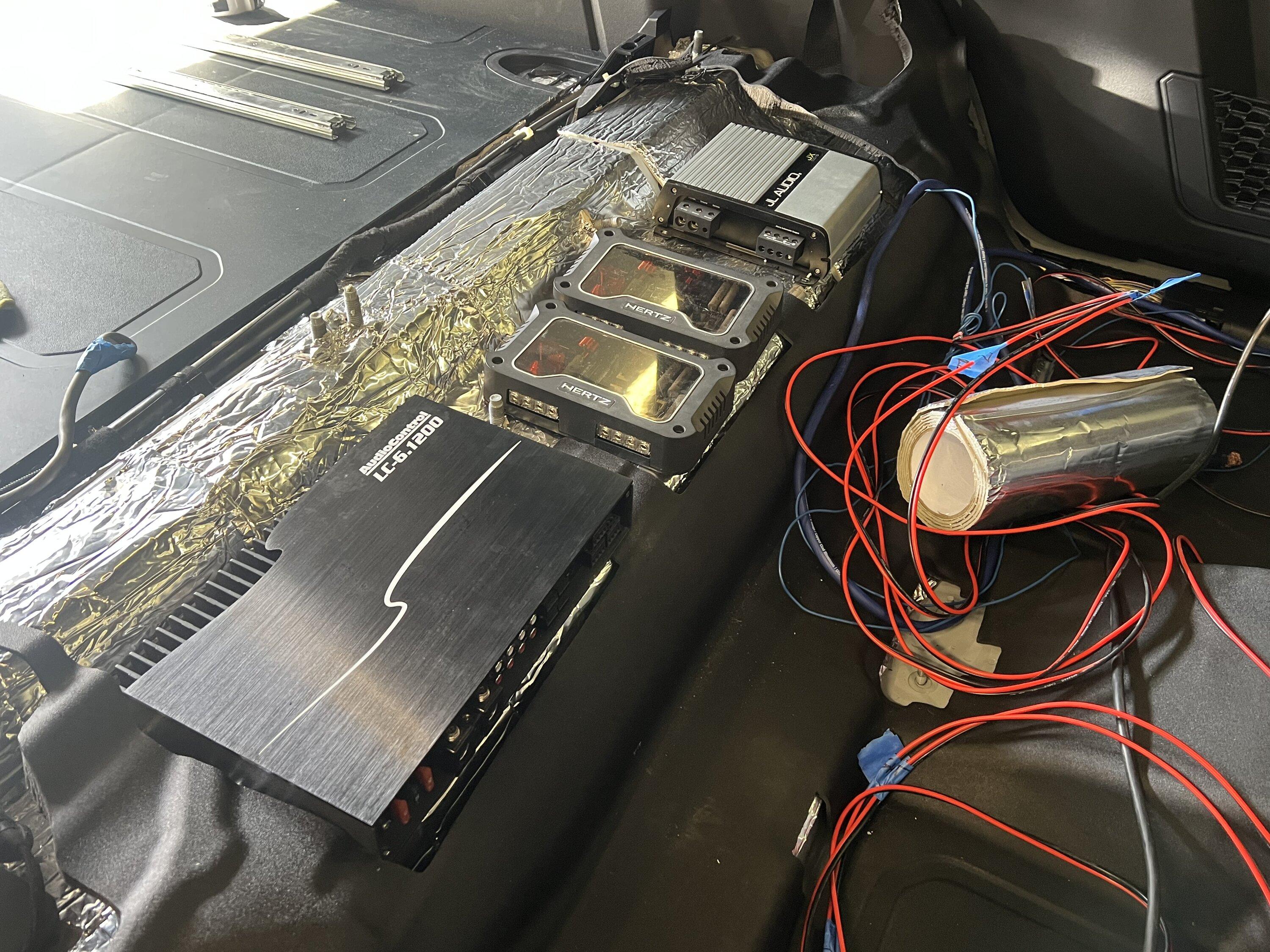 Ford Bronco Dash midrange / tweeter modification pods Rainbow 3” / Audison 2.1 A5369590-621C-478F-A817-1EC2D9FD717F