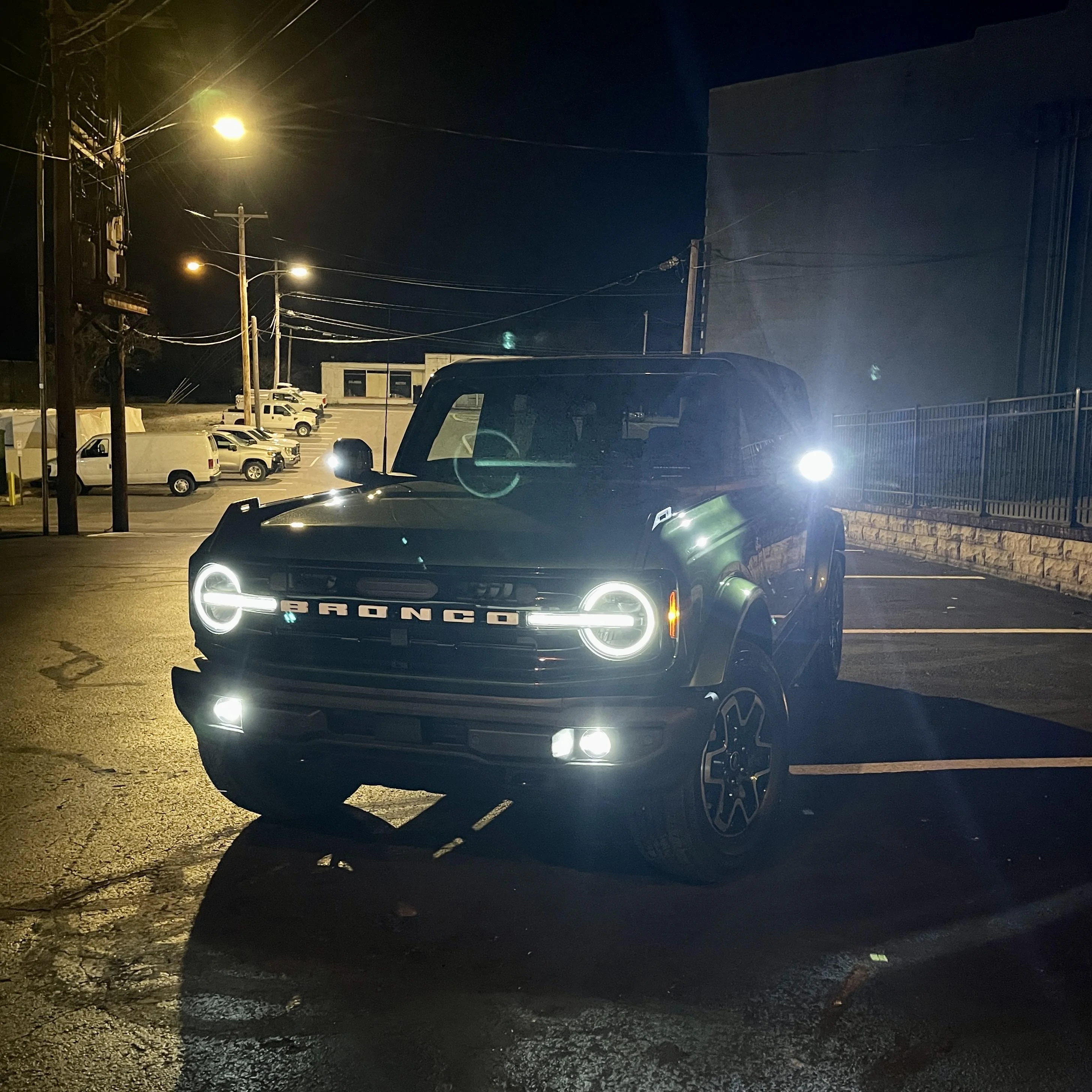 Ford Bronco ERUPTION GREEN Bronco Club 5C210F51-C01D-4B7D-8801-2A486CFED8E5