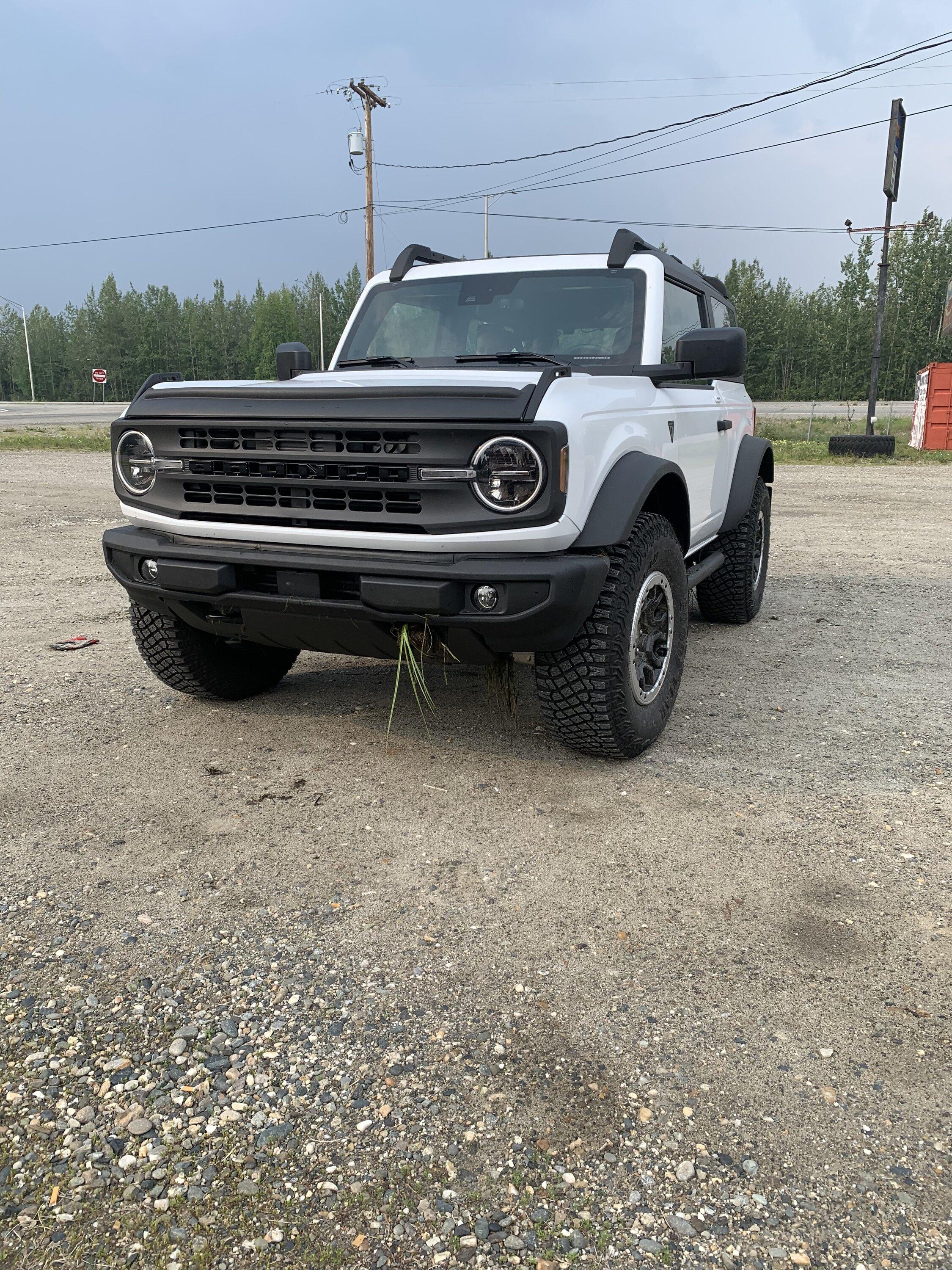 Ford Bronco Base Bumper Fog Lights Plastic Inserts 99AFE69D-7CFE-47DB-9045-D0910D9AC63E