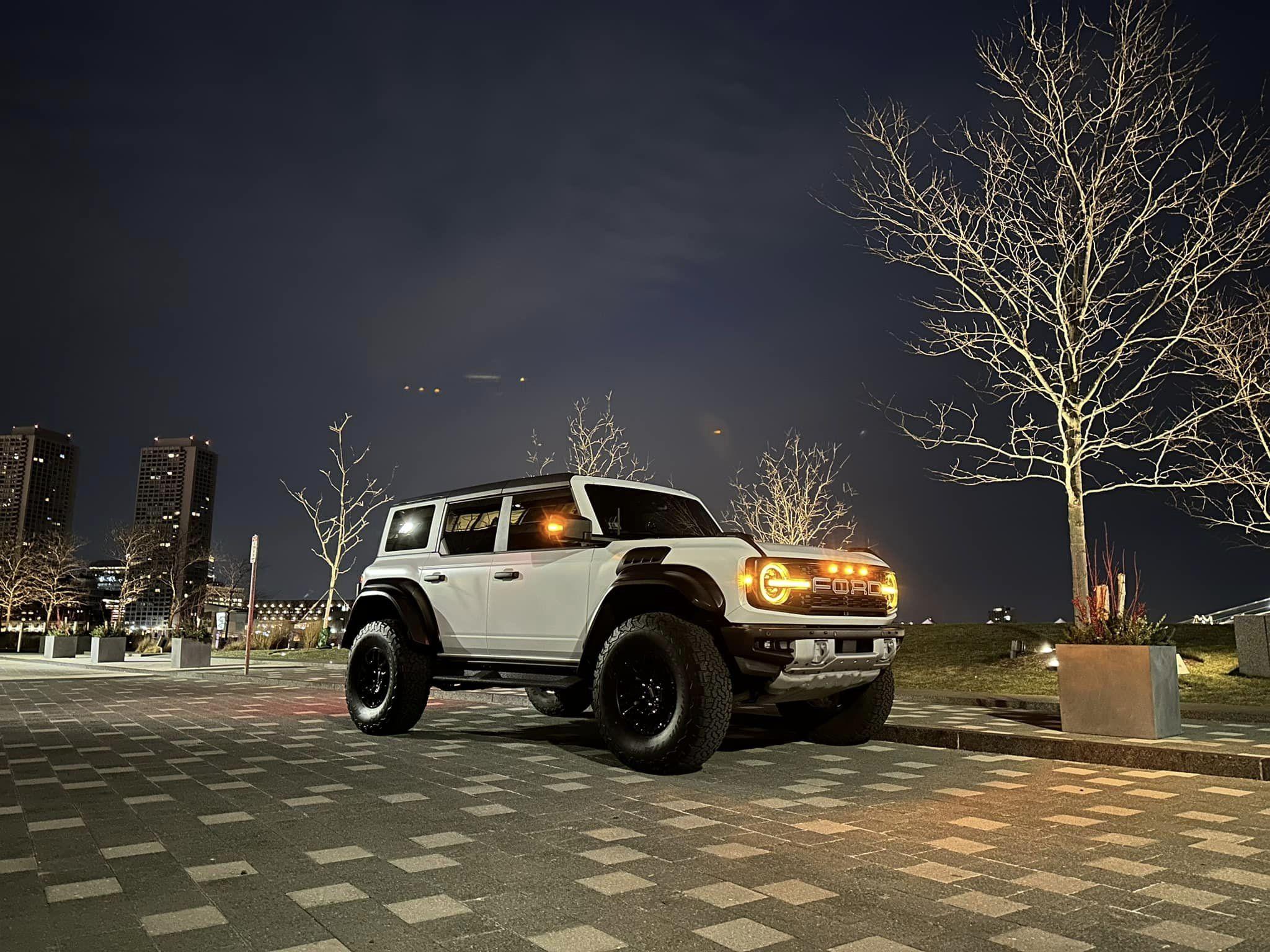 Ford Bronco Satin White Bronco Raptor XPEL Stealth PPF Wrap Oxford White Bronco Raptor XPEL Stealth PPF 1