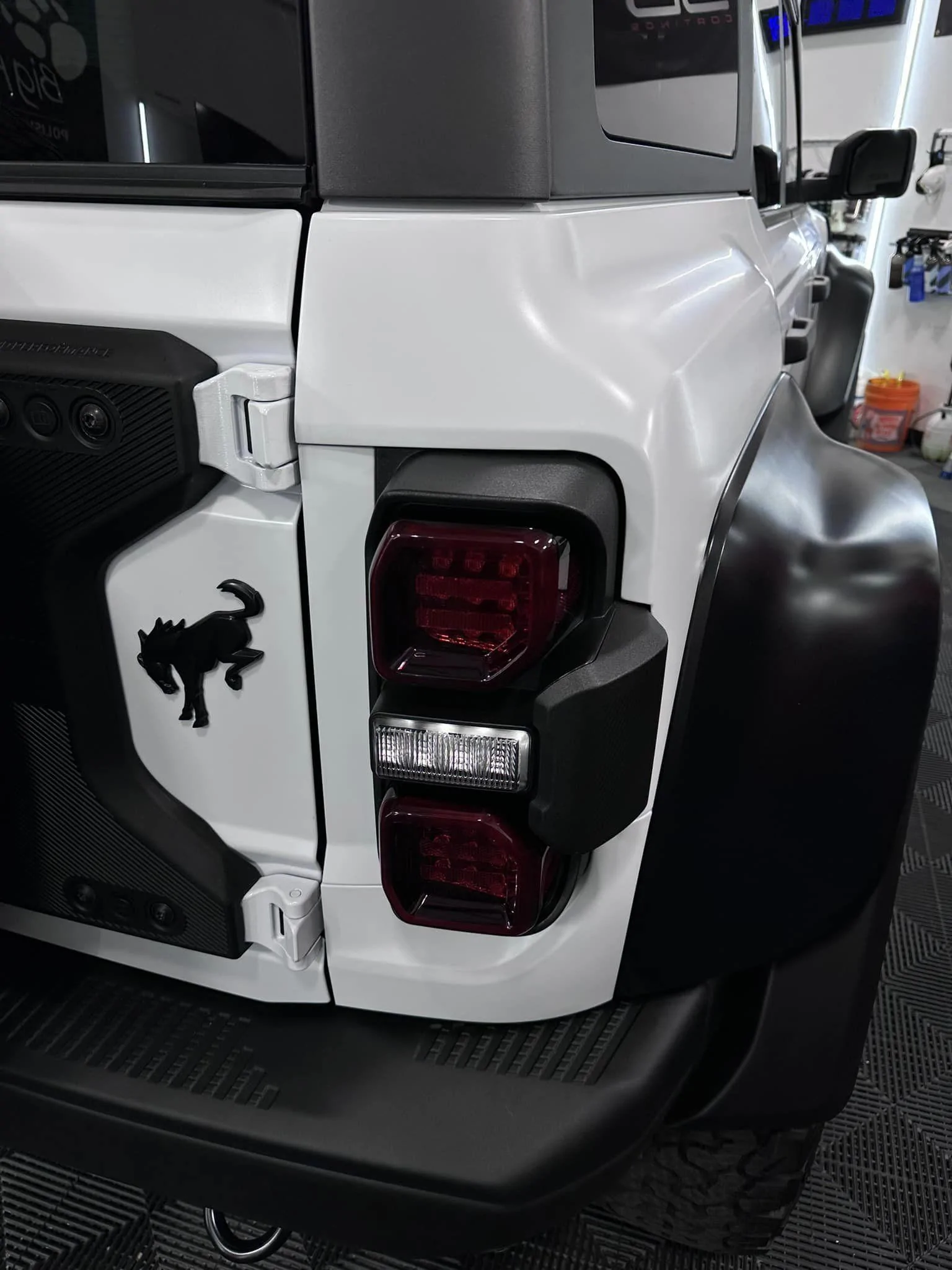 Ford Bronco Satin White Bronco Raptor XPEL Stealth PPF Wrap 329254844_1364410207646614_5411620660812016660_n
