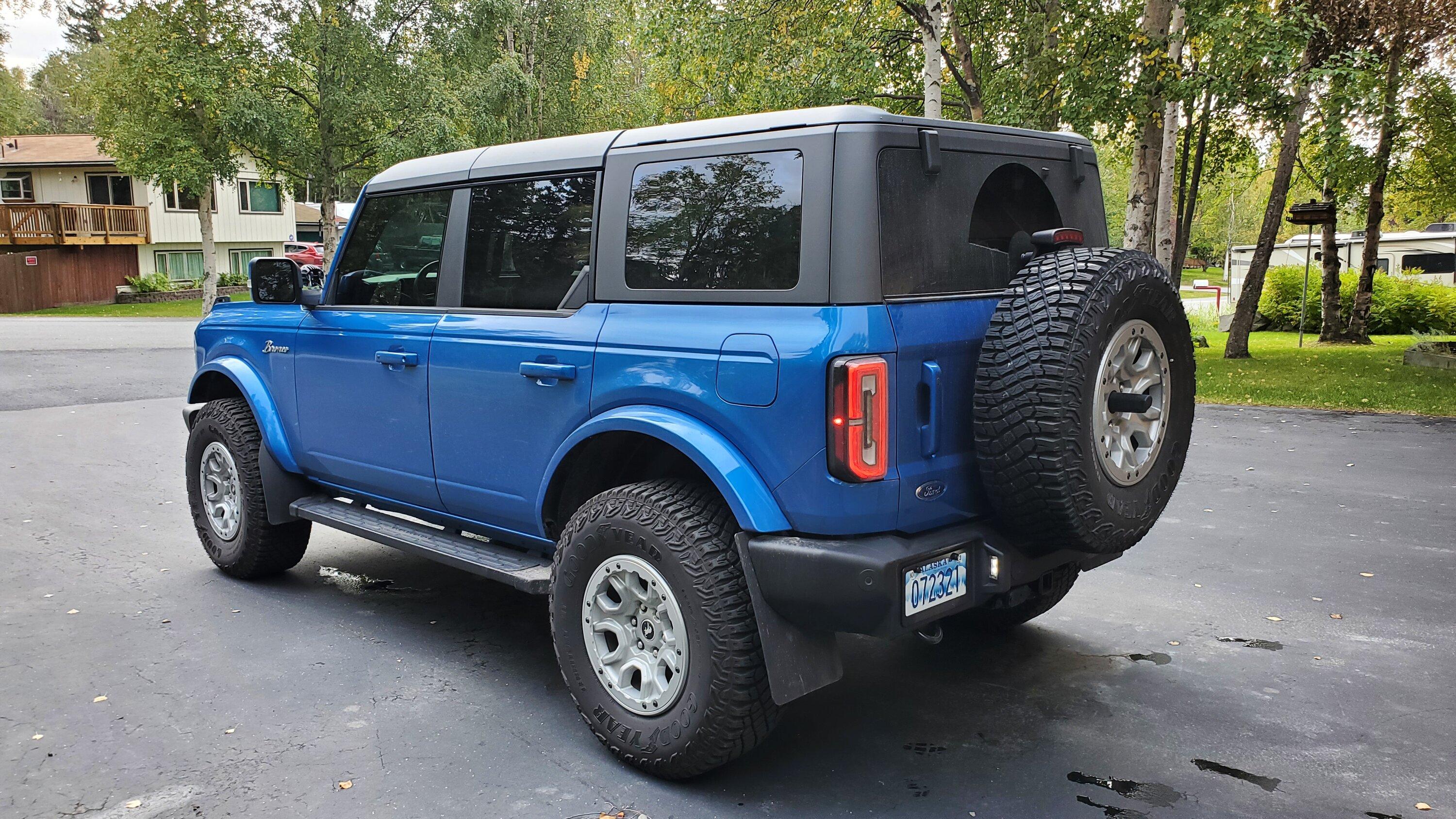 Ford Bronco Silver powder coated Sasquatch wheels 20220906_172124