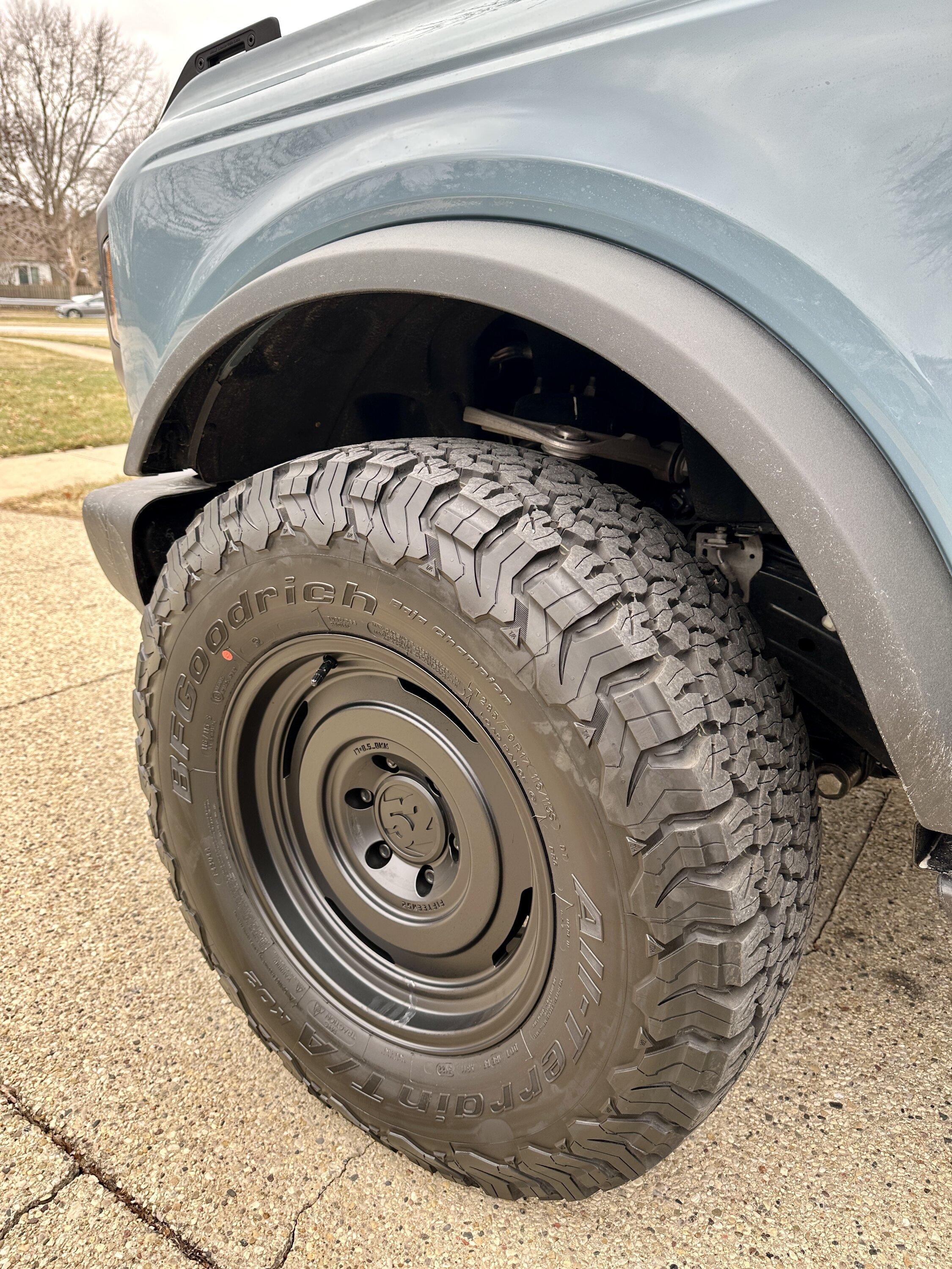 Ford Bronco Show 33's some love picture thread 68CDF625-9CD3-49C1-A392-AF26471FC3AC