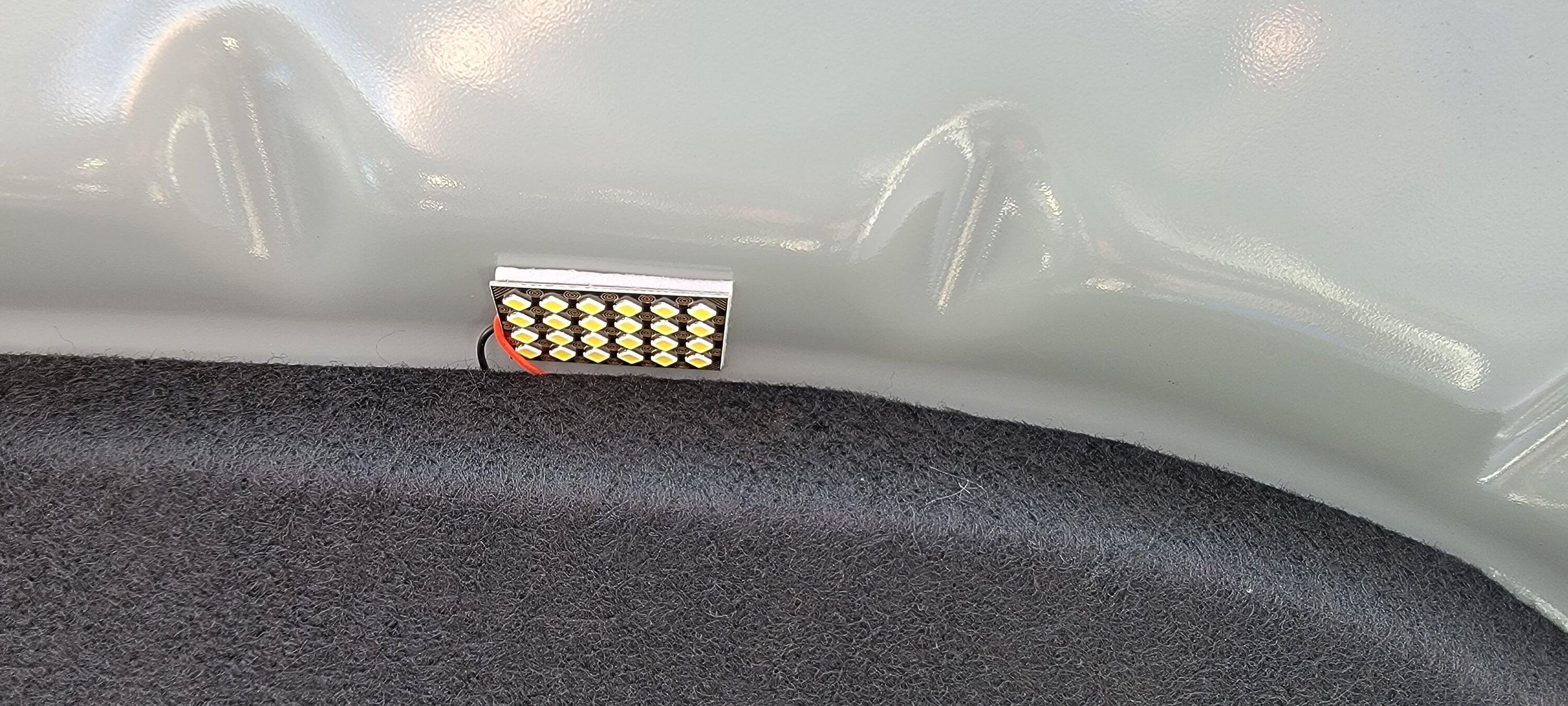 Ford Bronco DETAILED info on my lighting / wiring setup -- bumper lights, ditch lights, underhood lights Under Hood LED closeu