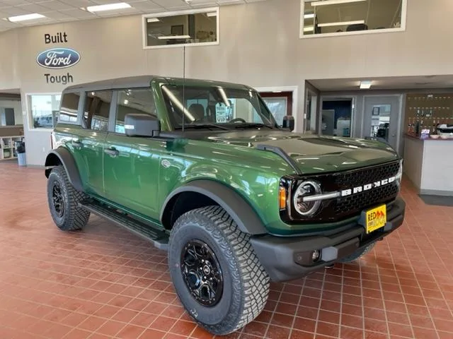 Ford Bronco 10/31/2022 build week group IMG_3352