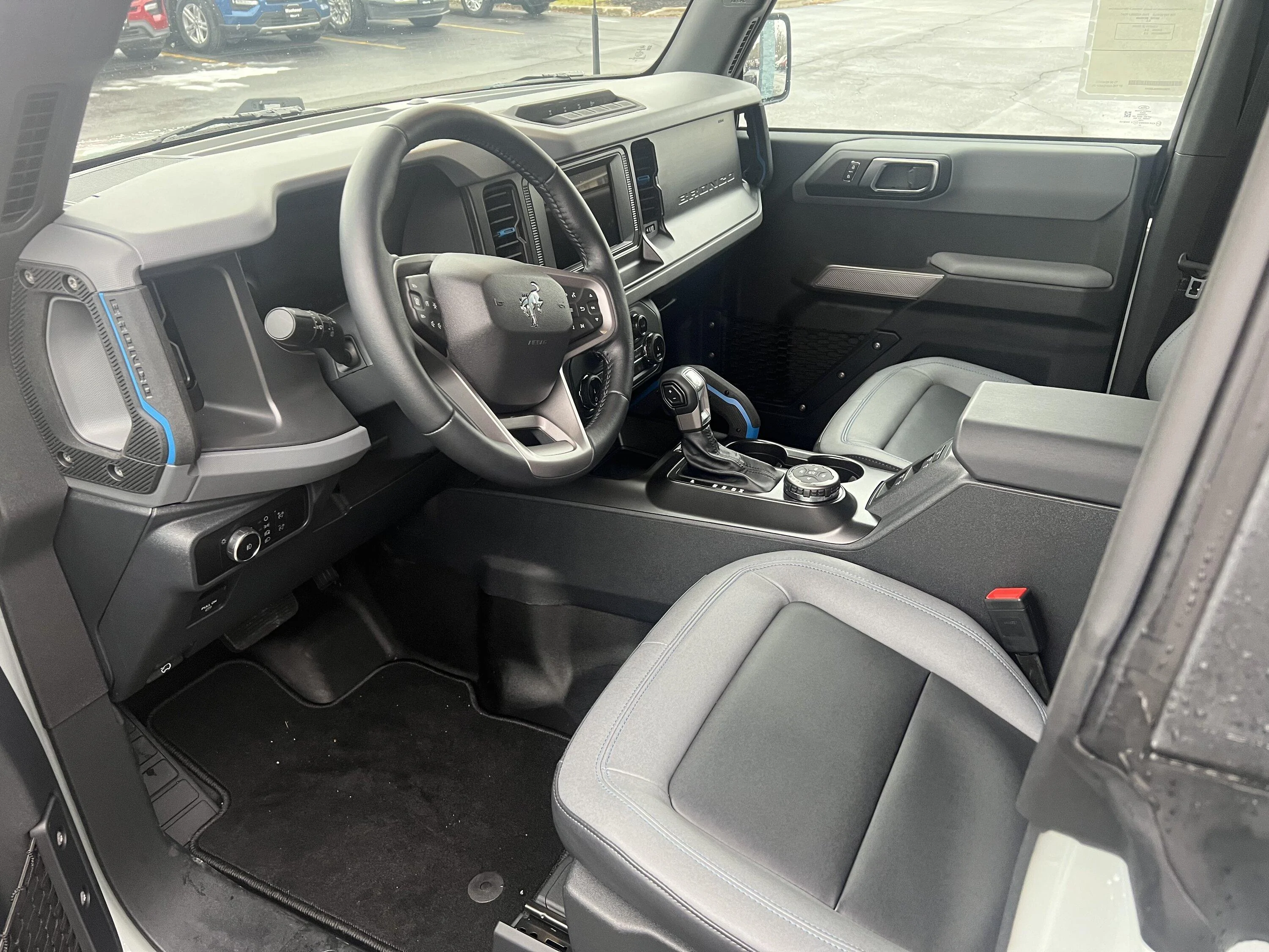 Ford Bronco Loose MGV on Front Seats CA30FCD5-9E1A-45F4-8D86-8A628A0B68A1