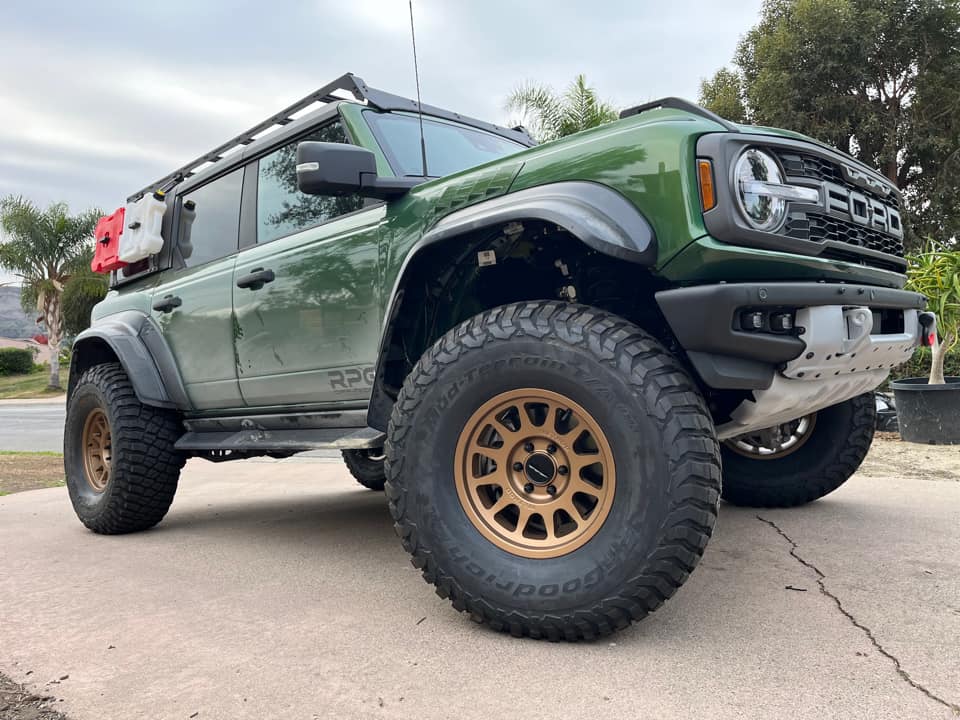 Ford Bronco ERUPTION GREEN Bronco RAPTOR Photos Thread 330765481_731125961907029_7112564575291607350_n