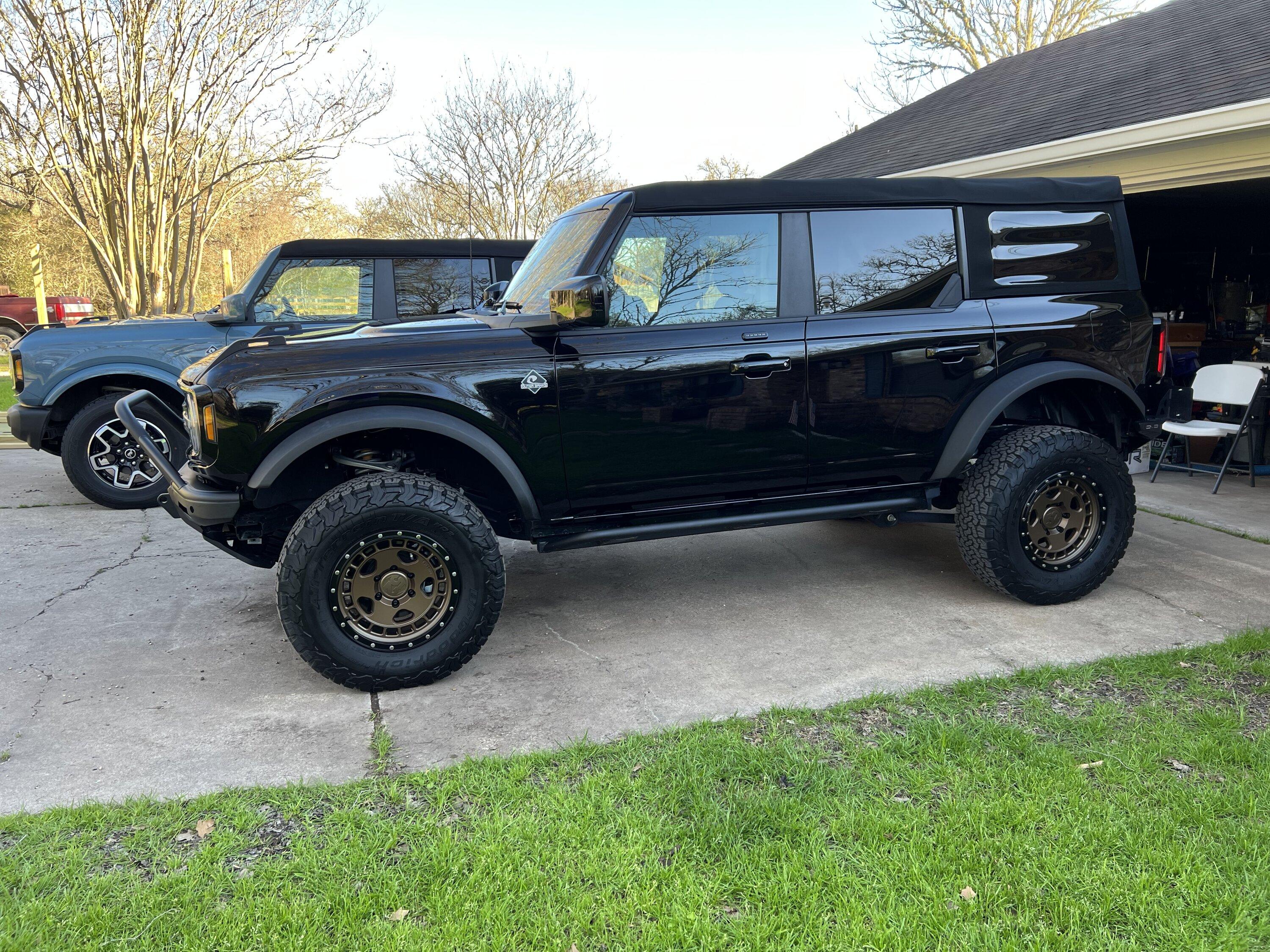 Ford Bronco Show us your installed wheel / tire upgrades here! (Pics) 712A944F-41EB-4101-8AF9-184FFBC59D73