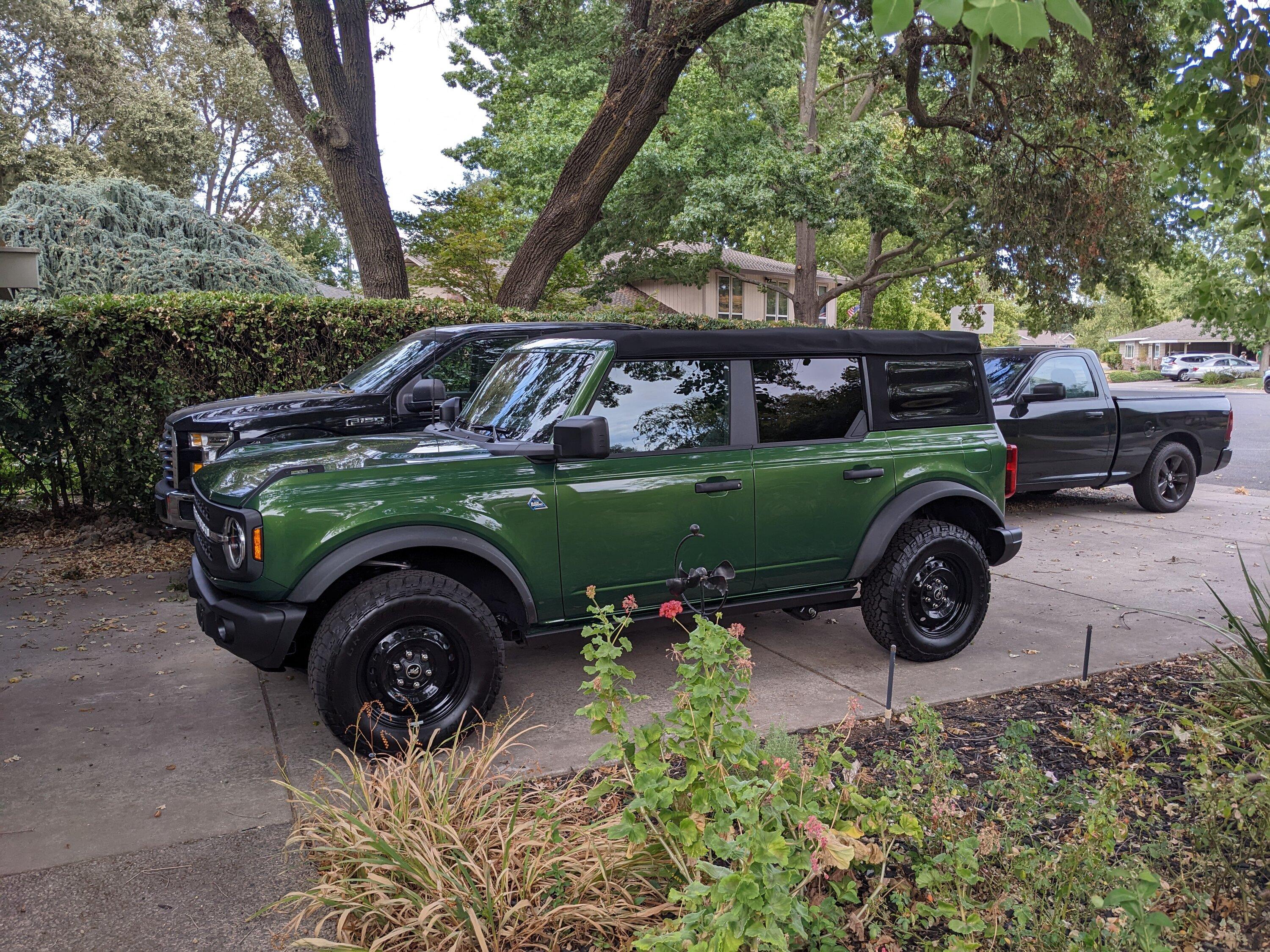 Ford Bronco Snacktime's Broken Bronco Build PXL_20220918_000423300
