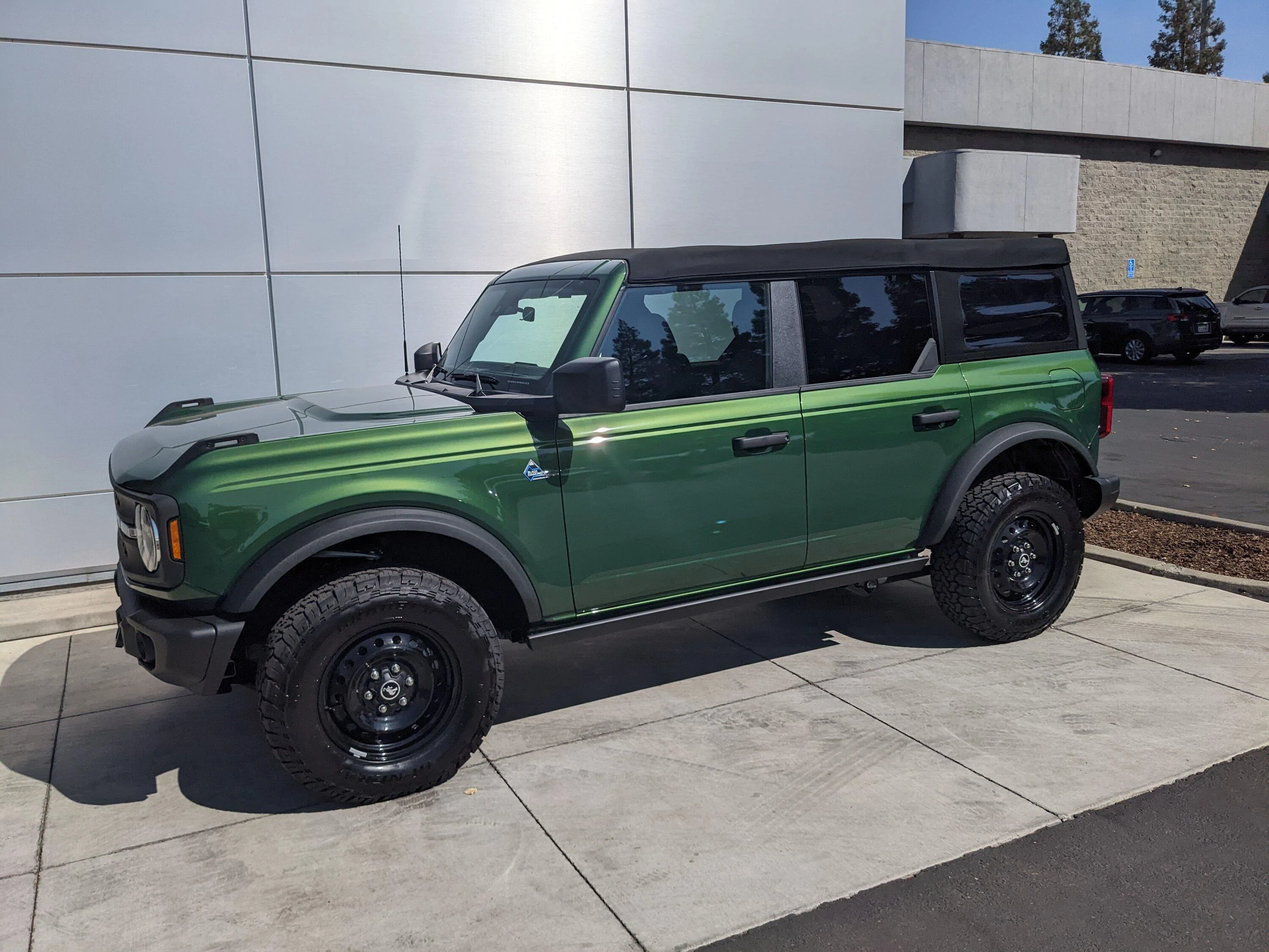 Ford Bronco Snacktime's Broken Bronco Build PXL_20220917_182832976