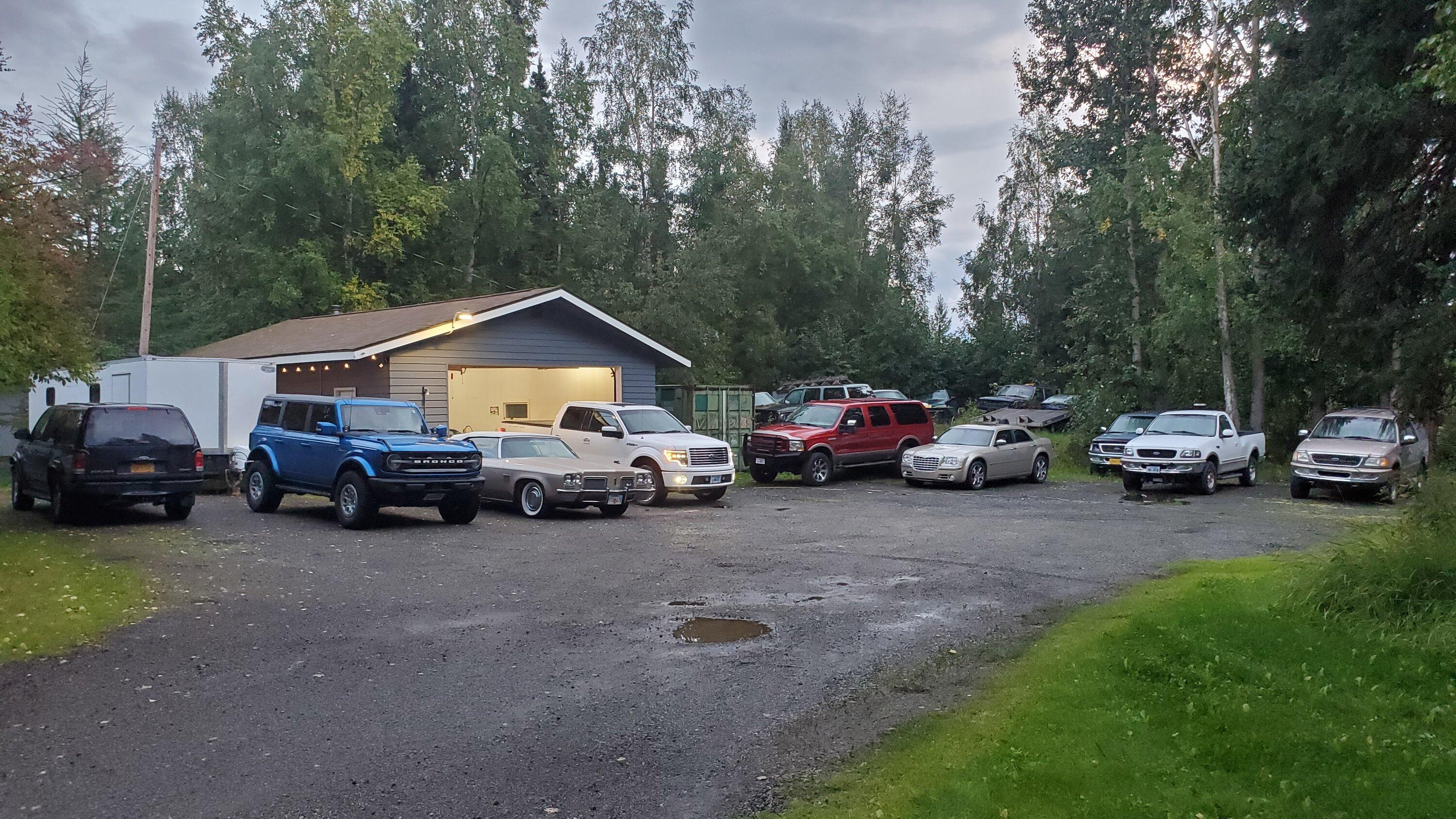 Ford Bronco Post your Bronco's garage mates! 20220901_205900