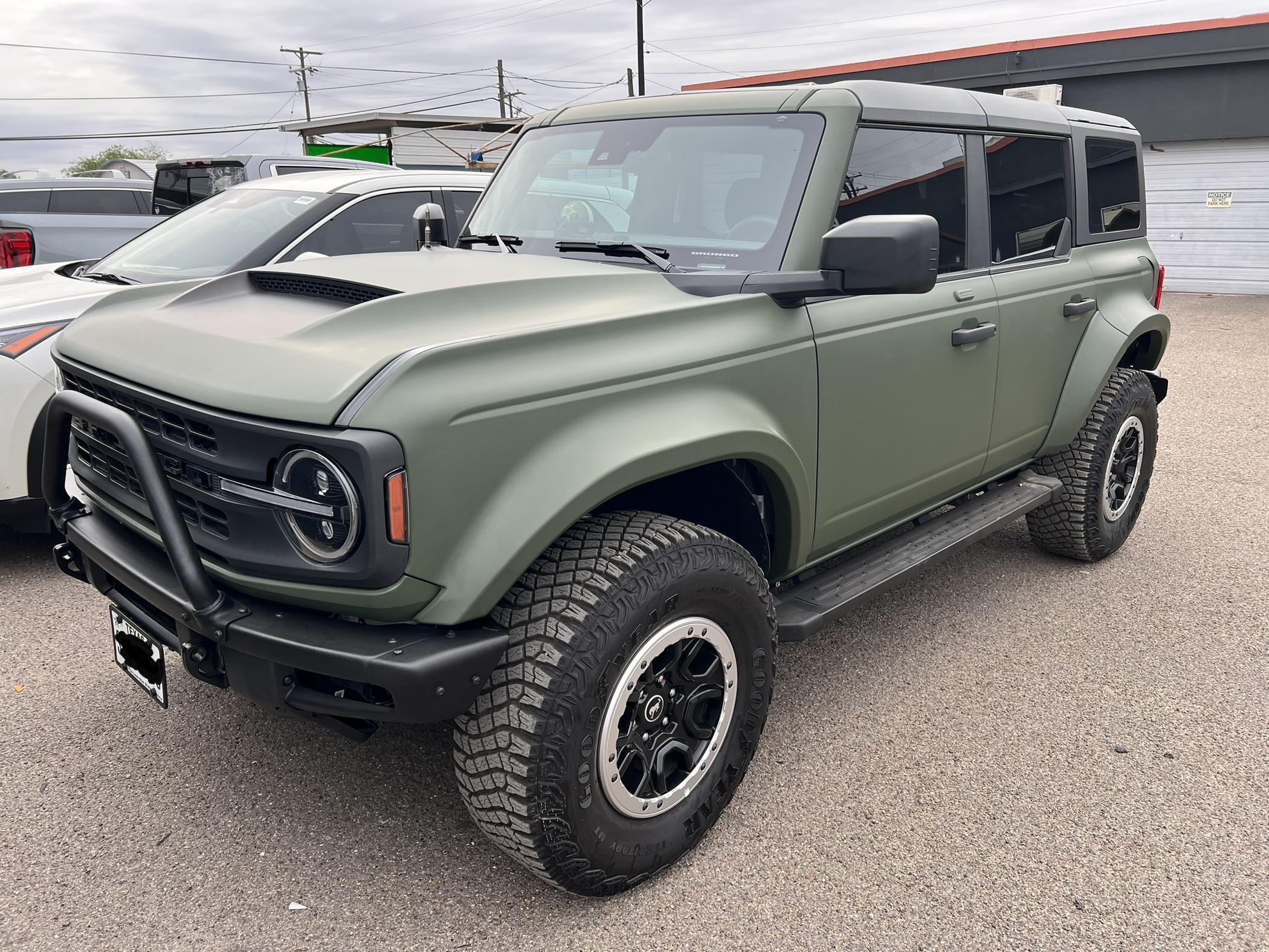 Ford Bronco ADV Fiberglass Fenders and Ram Air Hood Installed on Matte Olive Basesquatch 55D064CC-2F52-4539-8D4C-DADE05DA172C