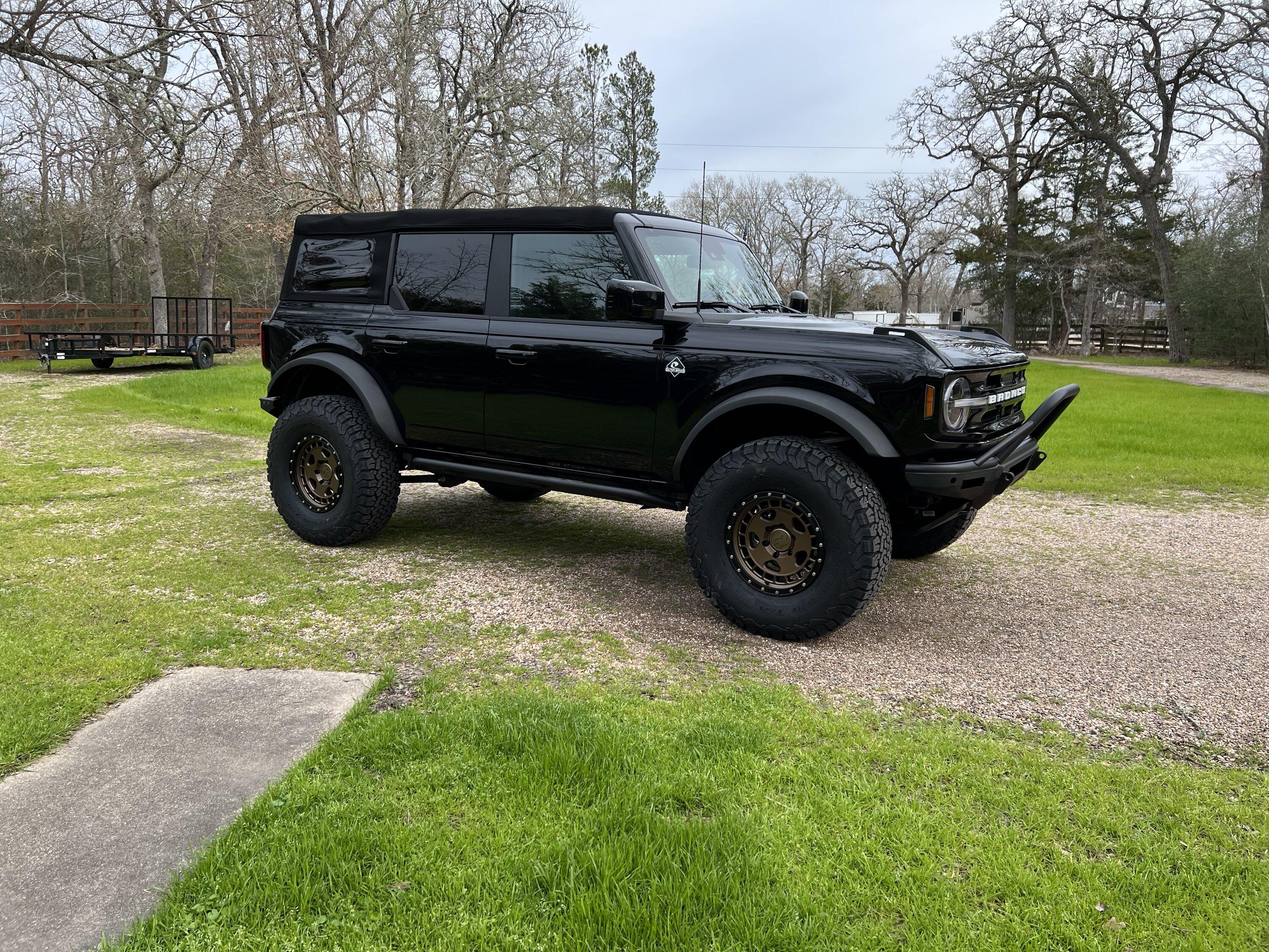 Ford Bronco Show us your installed wheel / tire upgrades here! (Pics) 2FBE09E1-DA1F-4C14-9D65-6931F91C54BD