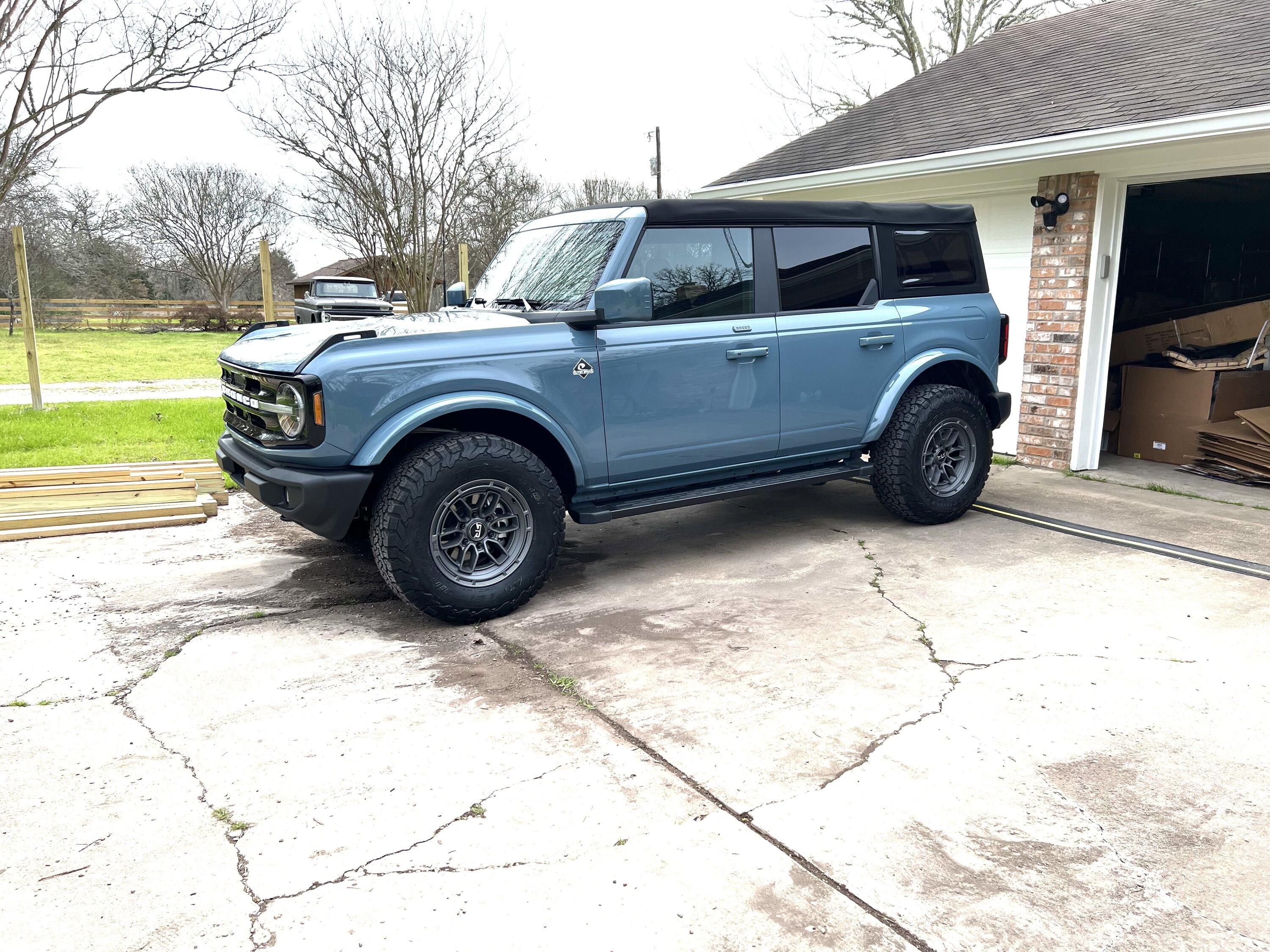 Ford Bronco Show us your installed wheel / tire upgrades here! (Pics) D74335FB-43D1-4DFE-B523-7A518D6C1EDB