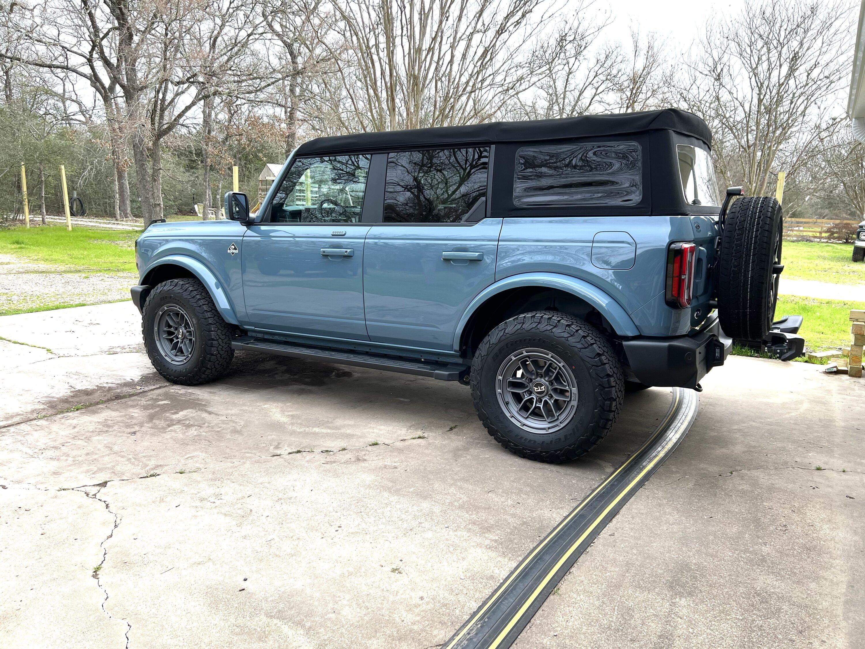 Ford Bronco Show us your installed wheel / tire upgrades here! (Pics) 05A83579-0CDE-43EE-9648-2F92A8E4DAF1