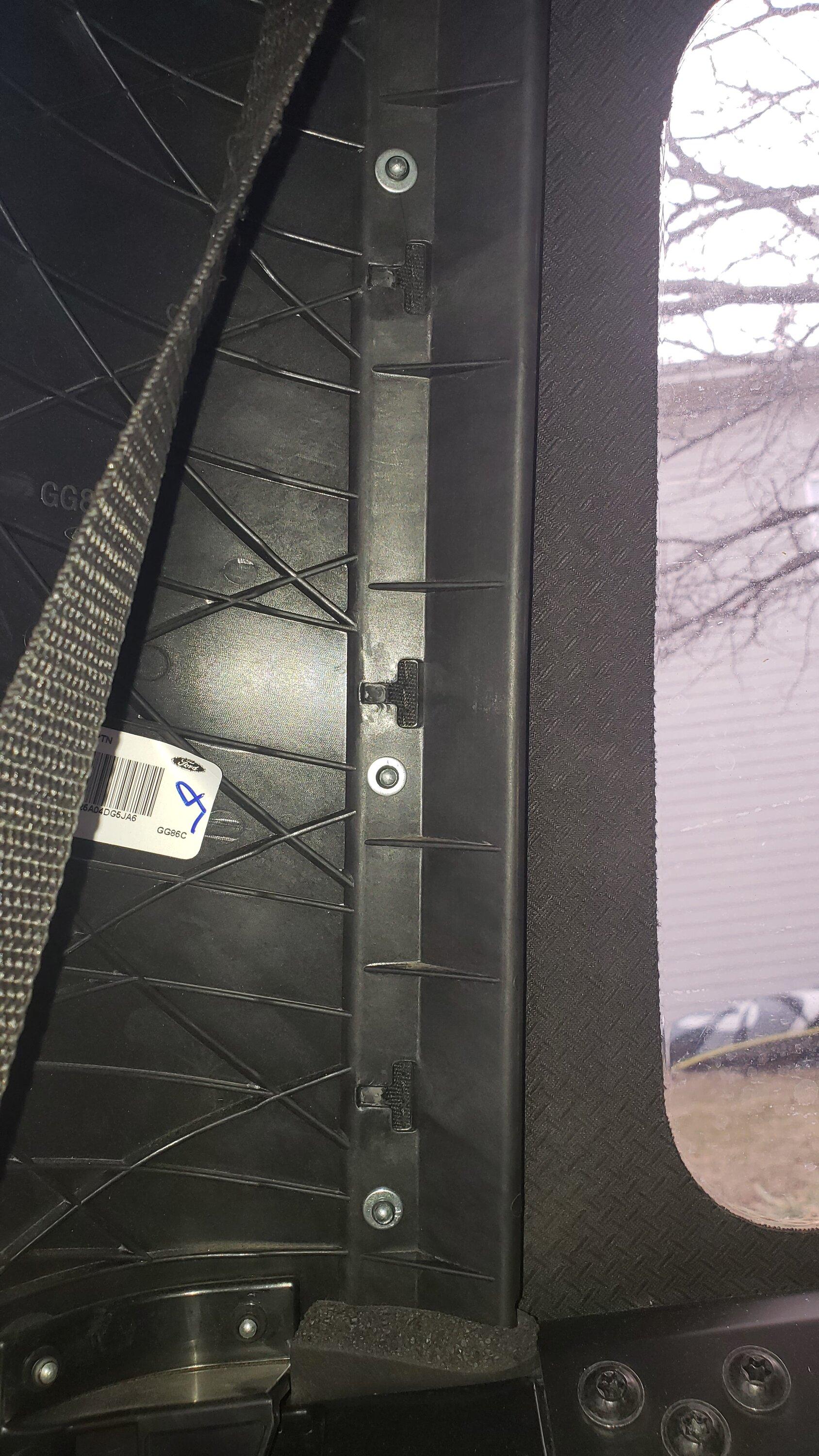 Ford Bronco Soft top broken tabs 20230218_125849