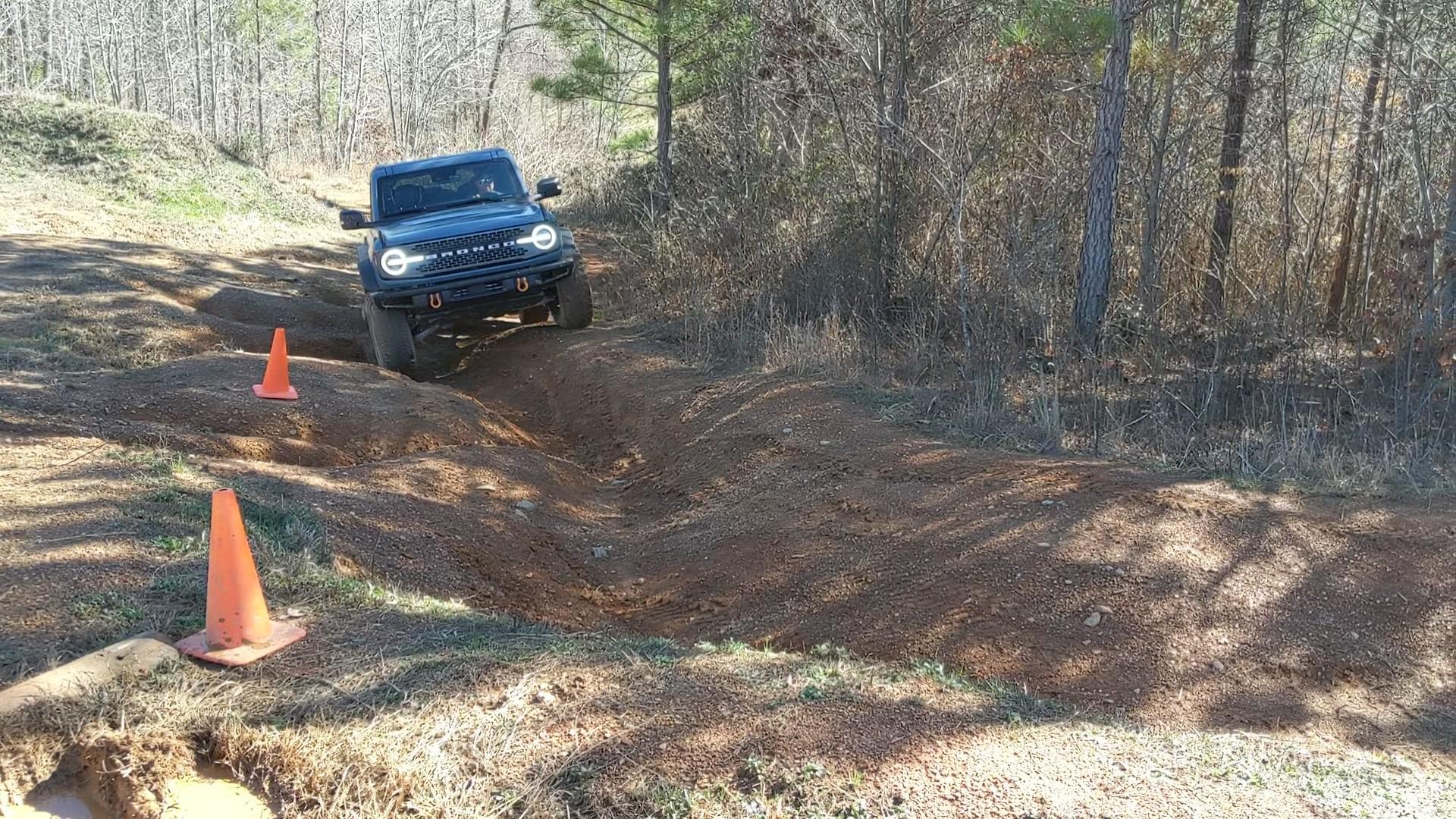 Ford Bronco What did you do TO / WITH your Bronco today? 👨🏻‍🔧🧰🚿🛠 PXL_20230218_191911558_exported_12660