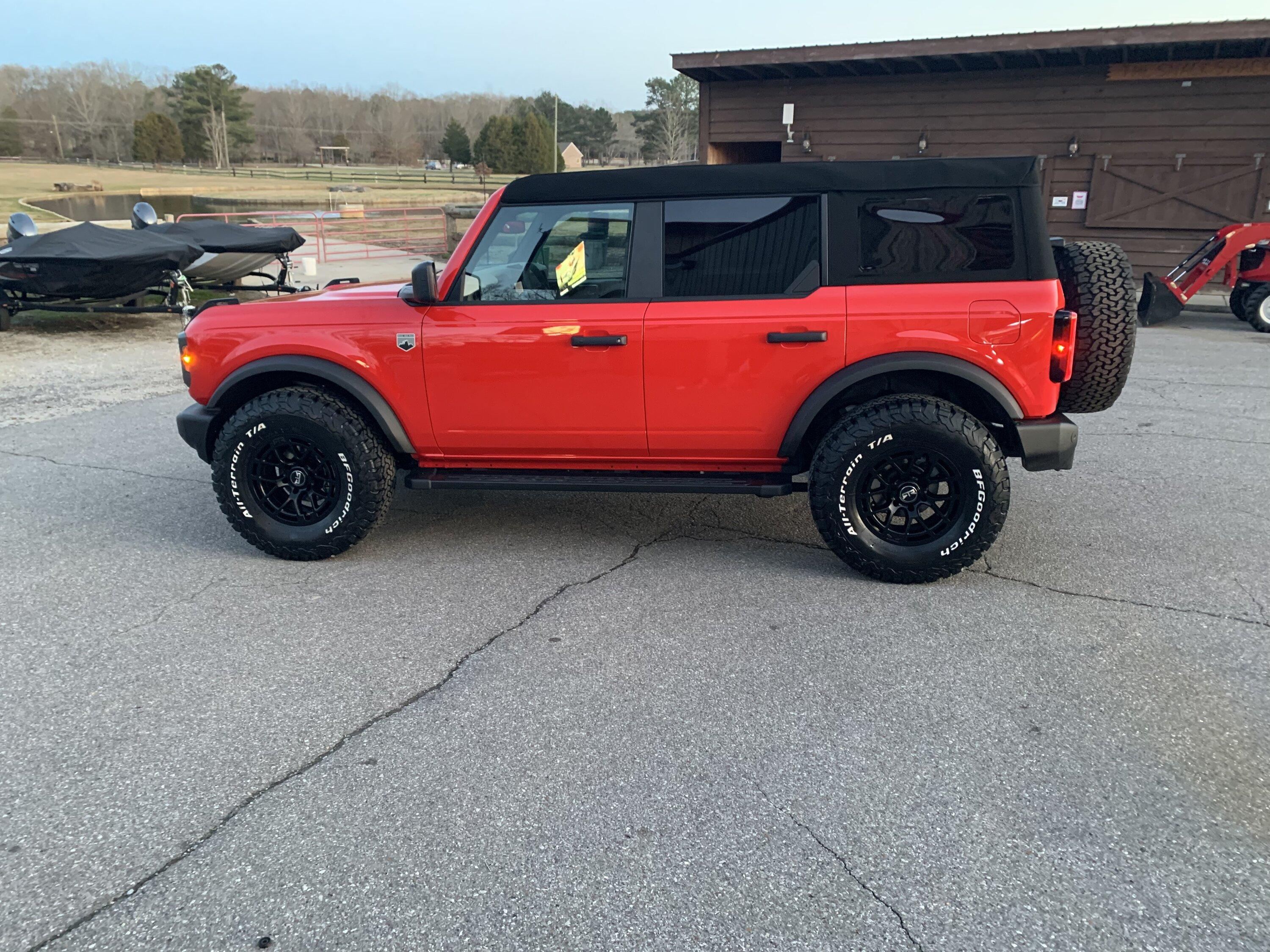 Ford Bronco 01/23/2023 Build Week C11120A4-1A8D-40D7-9057-28B0A9D4826D