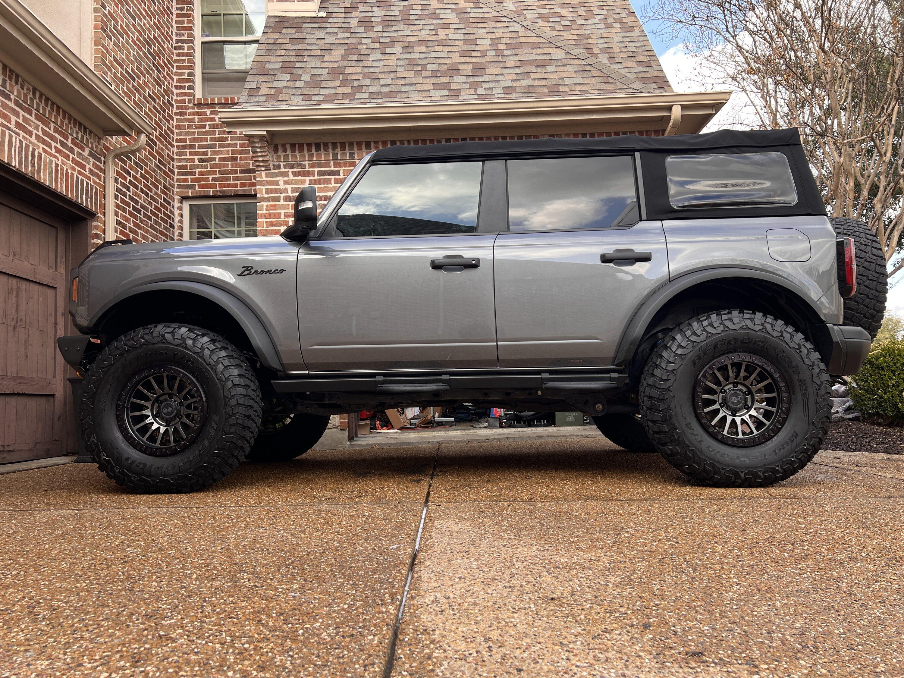 Ford Bronco Not sitting level after King shocks installed 3FD0B93C-EC2A-4959-8A79-5EEB8EDFE58C