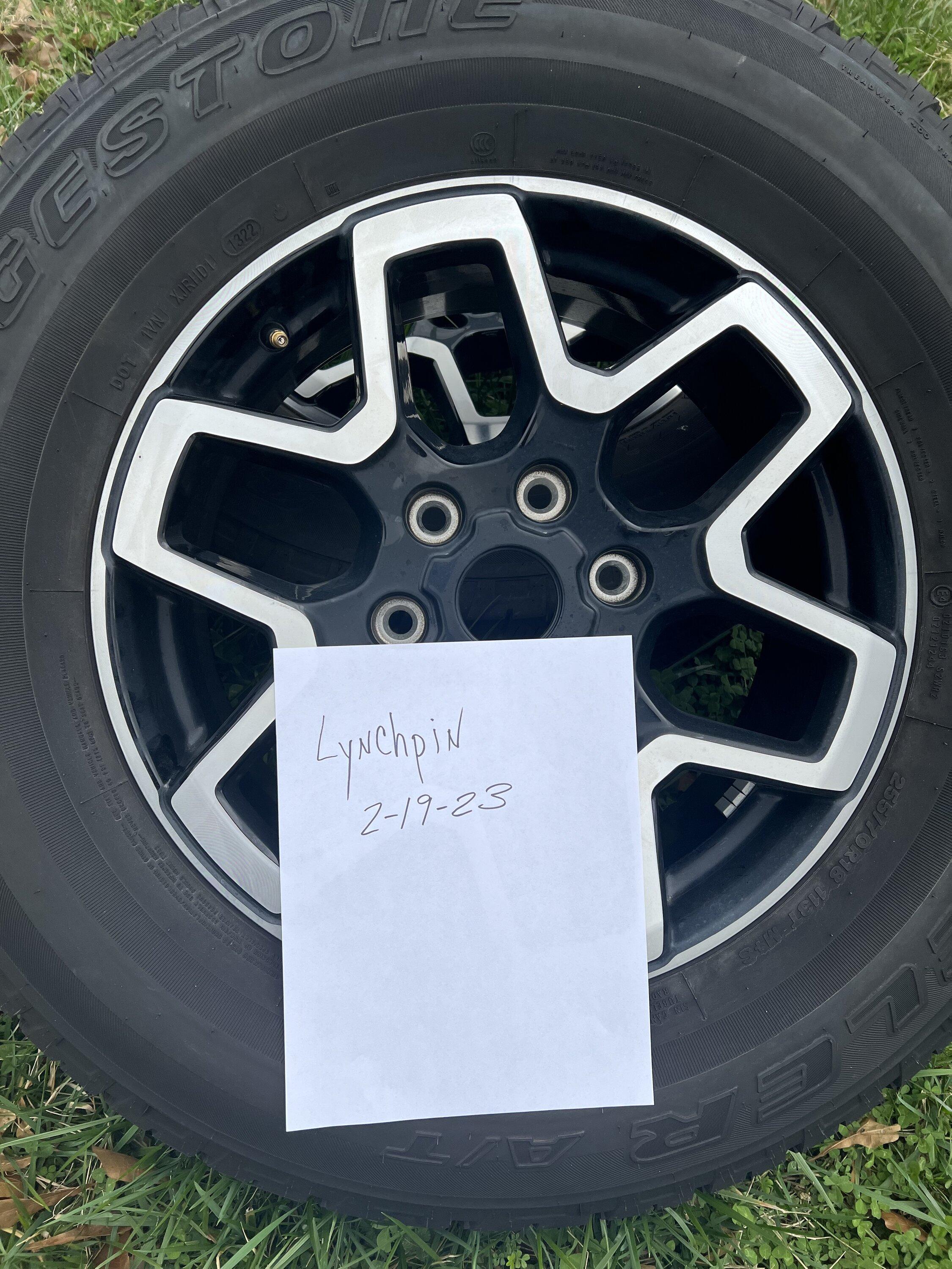 Ford Bronco Outer banks wheels and tires 0B0E11F6-24B4-47DB-9A02-C7BA1B7DC3CD