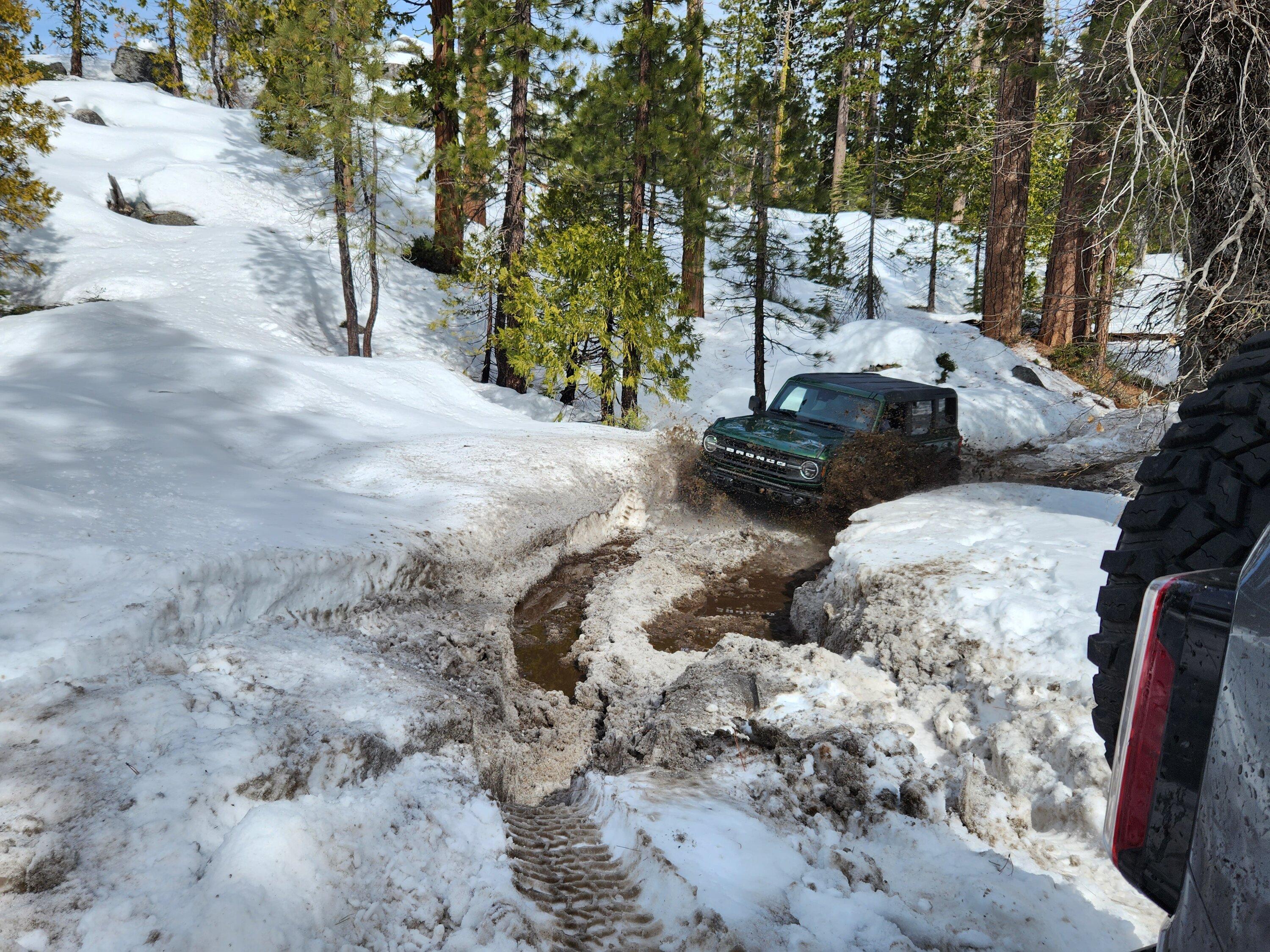 Ford Bronco Bronco Snow Day @ Eagle Lake, Fordyce Trails Sierra Nevada Mountains 20230219_121427(0)