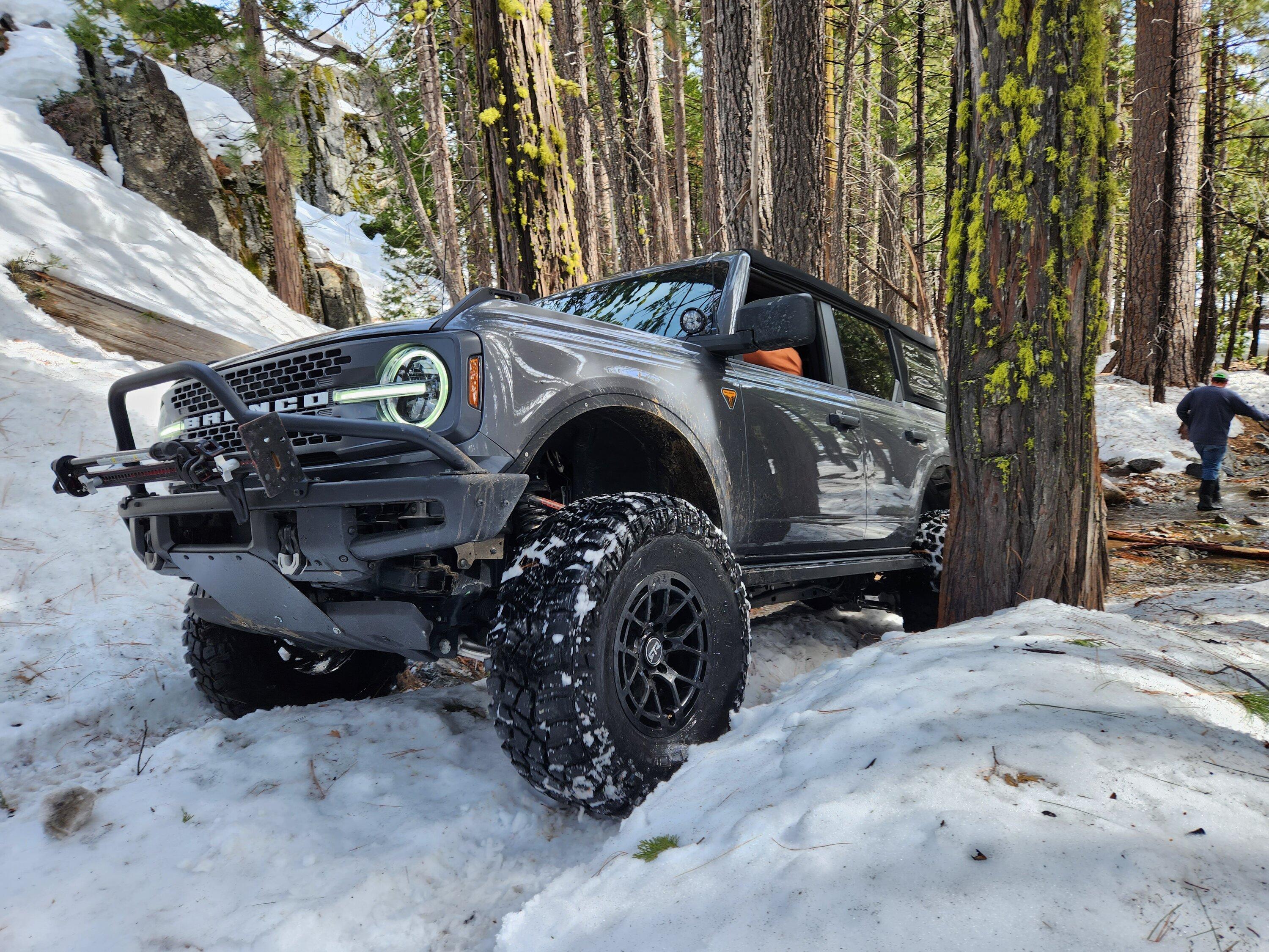 Ford Bronco Bronco Snow Day @ Eagle Lake, Fordyce Trails Sierra Nevada Mountains 20230219_115857