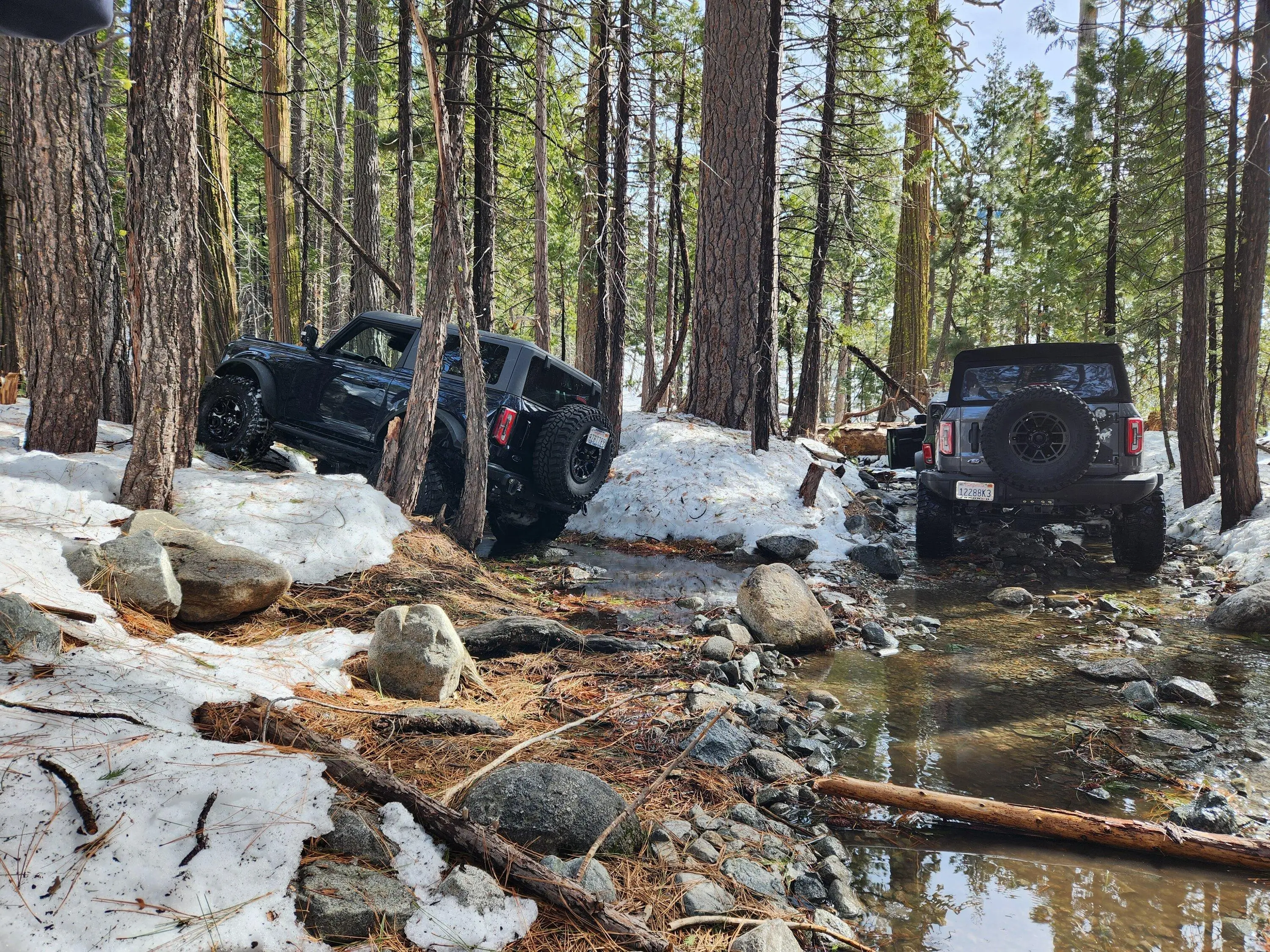 Ford Bronco Bronco Snow Day @ Eagle Lake, Fordyce Trails Sierra Nevada Mountains 20230219_115244