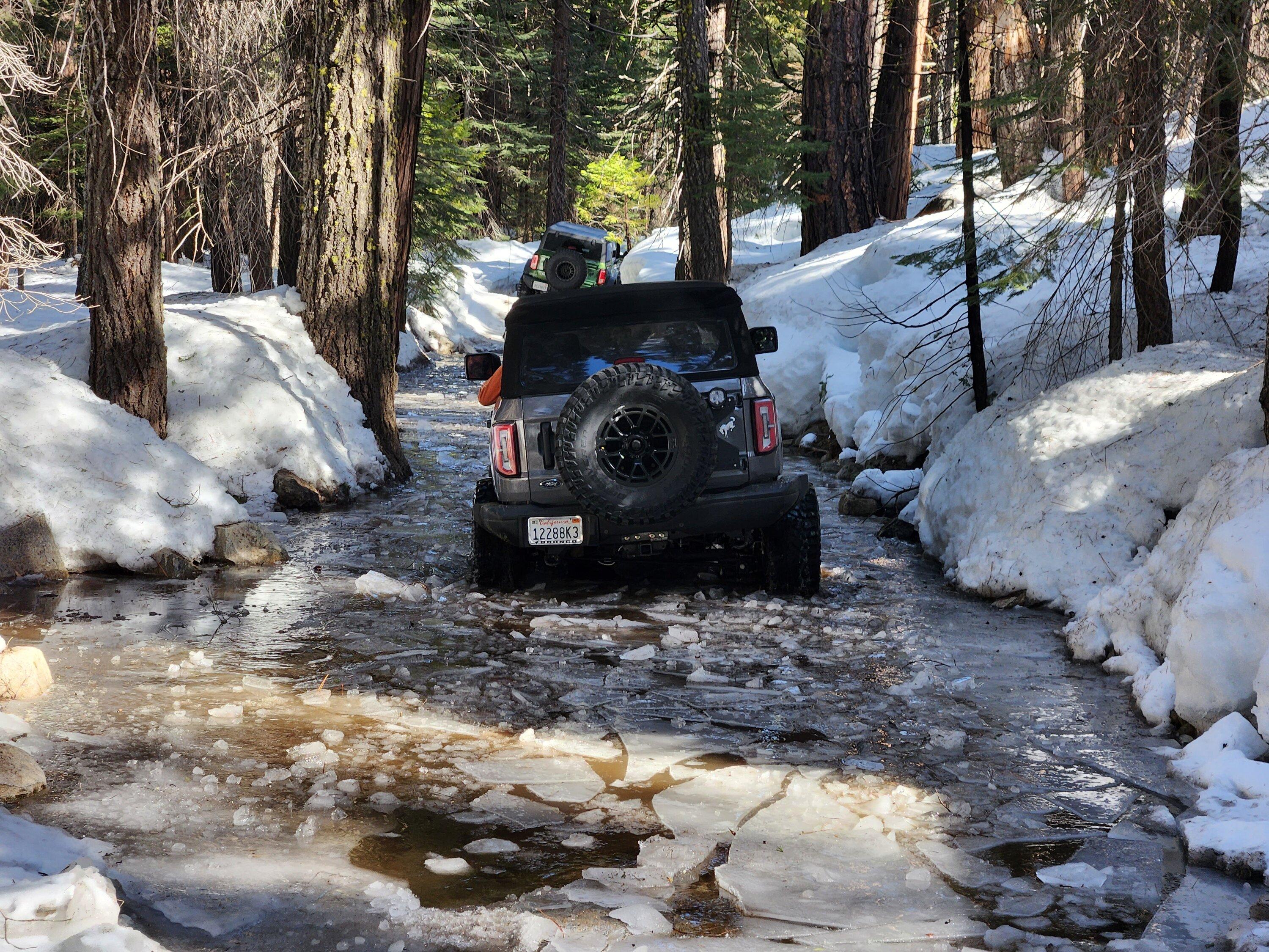 Ford Bronco Bronco Snow Day @ Eagle Lake, Fordyce Trails Sierra Nevada Mountains 20230219_103529
