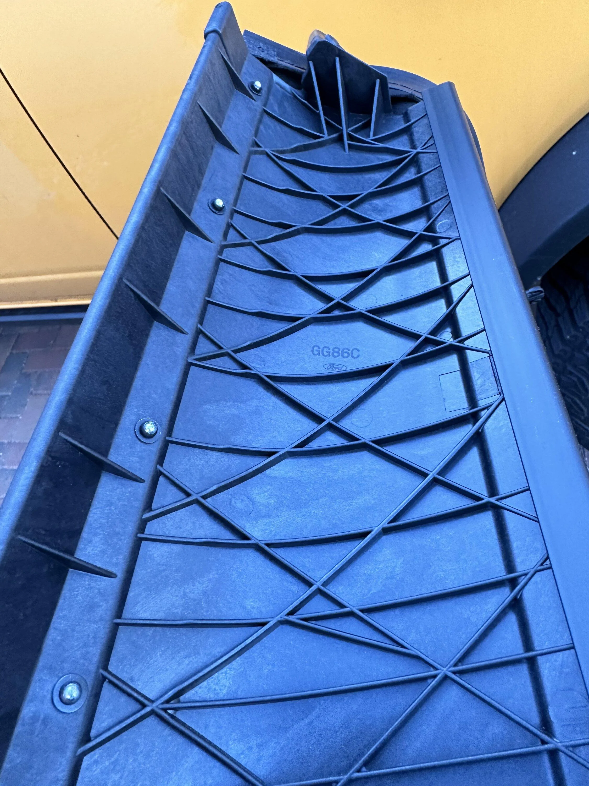 Ford Bronco Soft top broken tabs IMG_1132