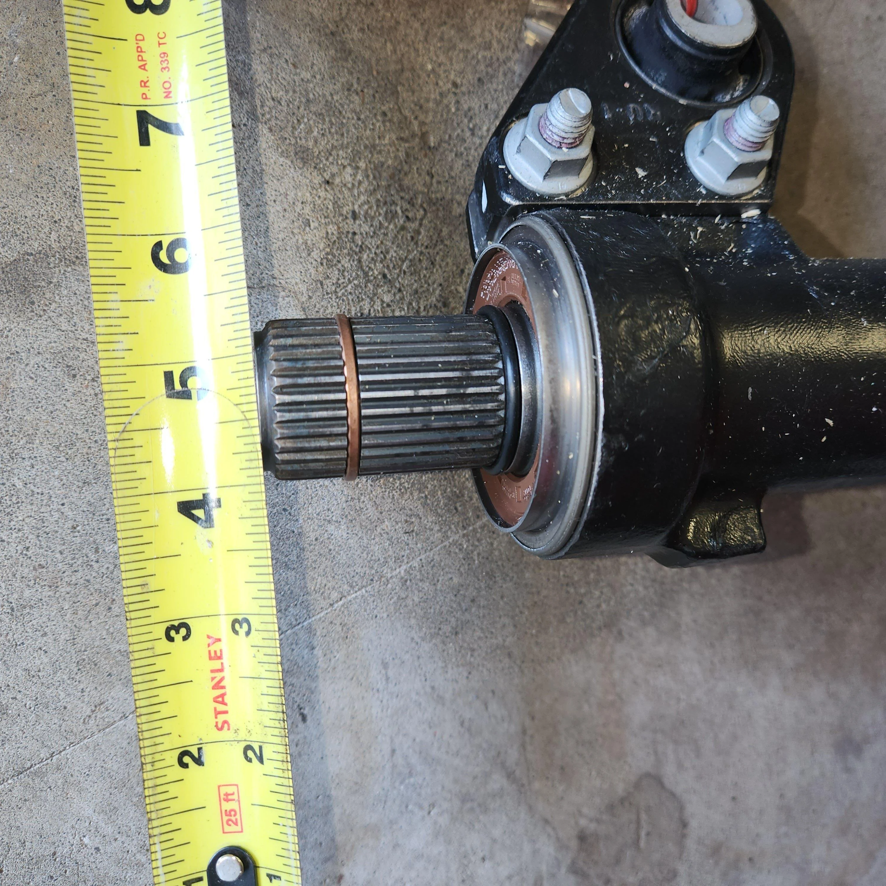 Ford Bronco Installed 5.38s and Spicer Ultimate  44 FDU  and Extreme CVs 32 spline 20230215_144621