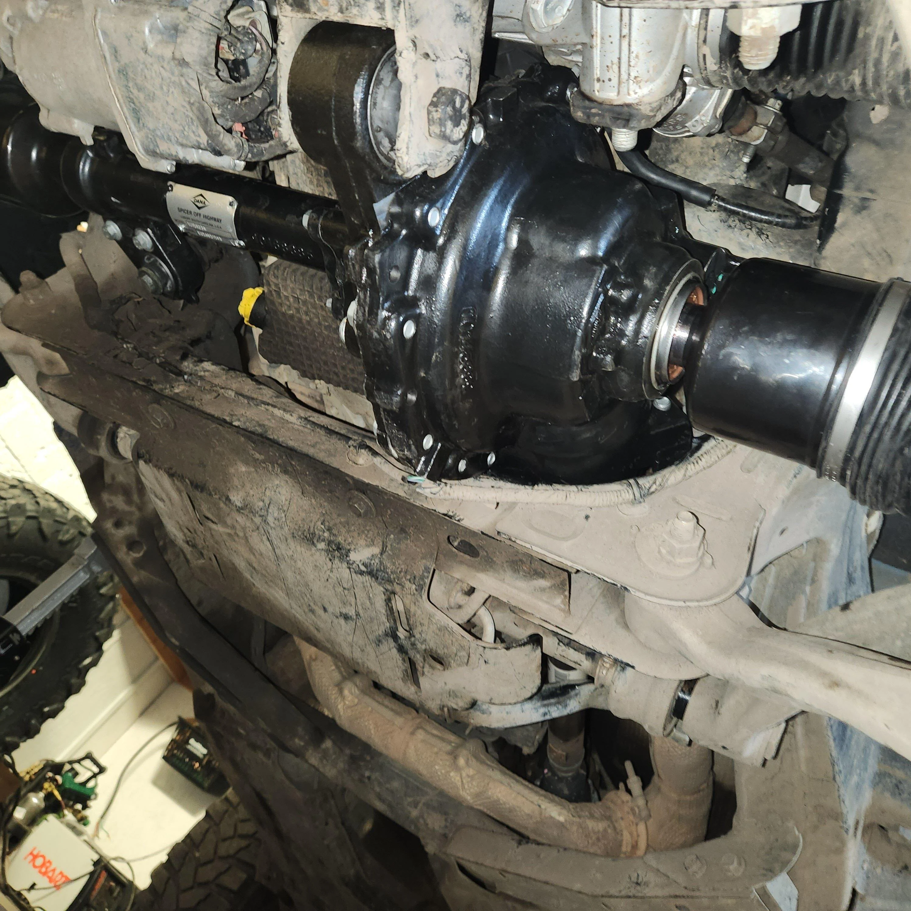 Ford Bronco Installed 5.38s and Spicer Ultimate  44 FDU  and Extreme CVs 32 spline 20230220_214432