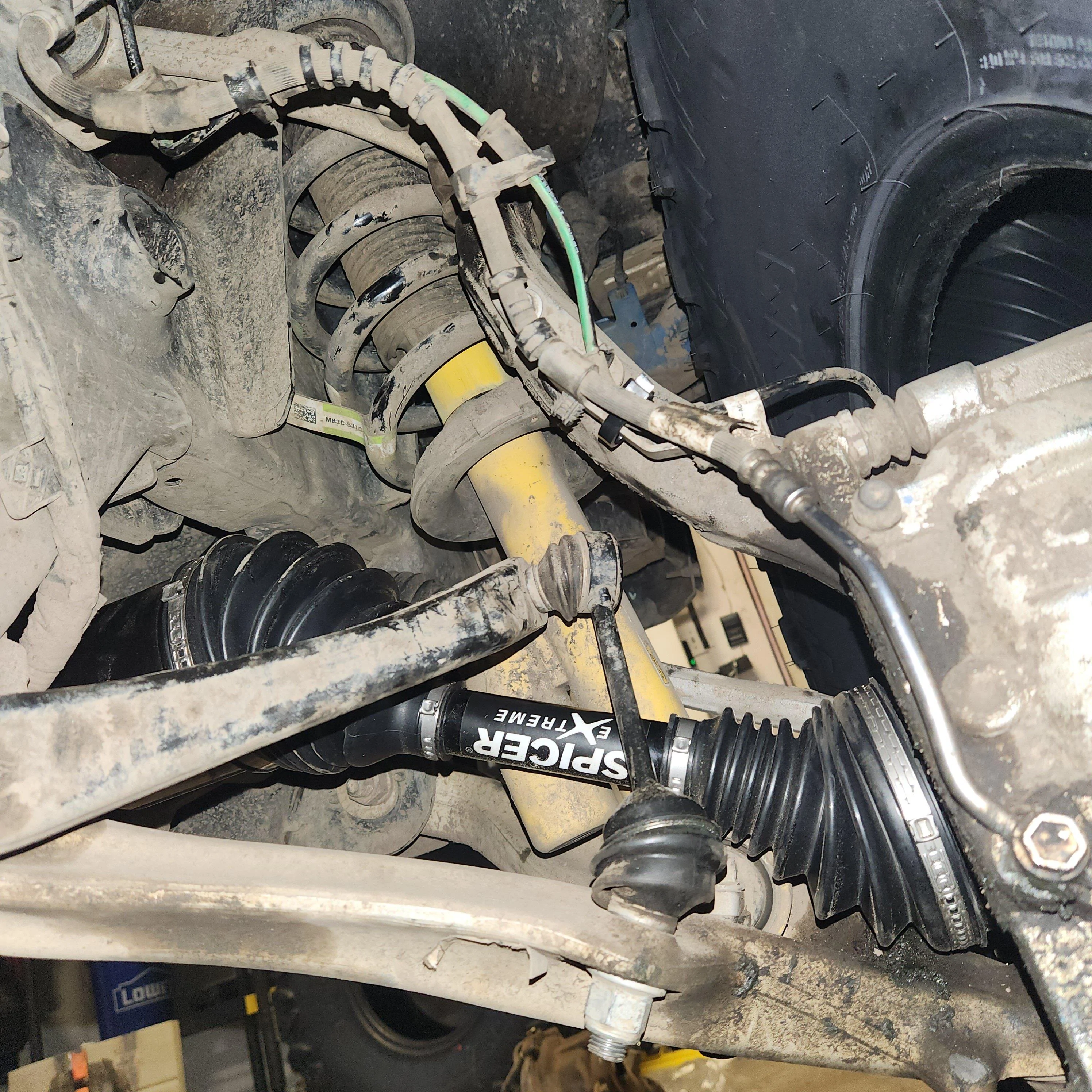 Ford Bronco Installed 5.38s and Spicer Ultimate  44 FDU  and Extreme CVs 32 spline 20230220_214333