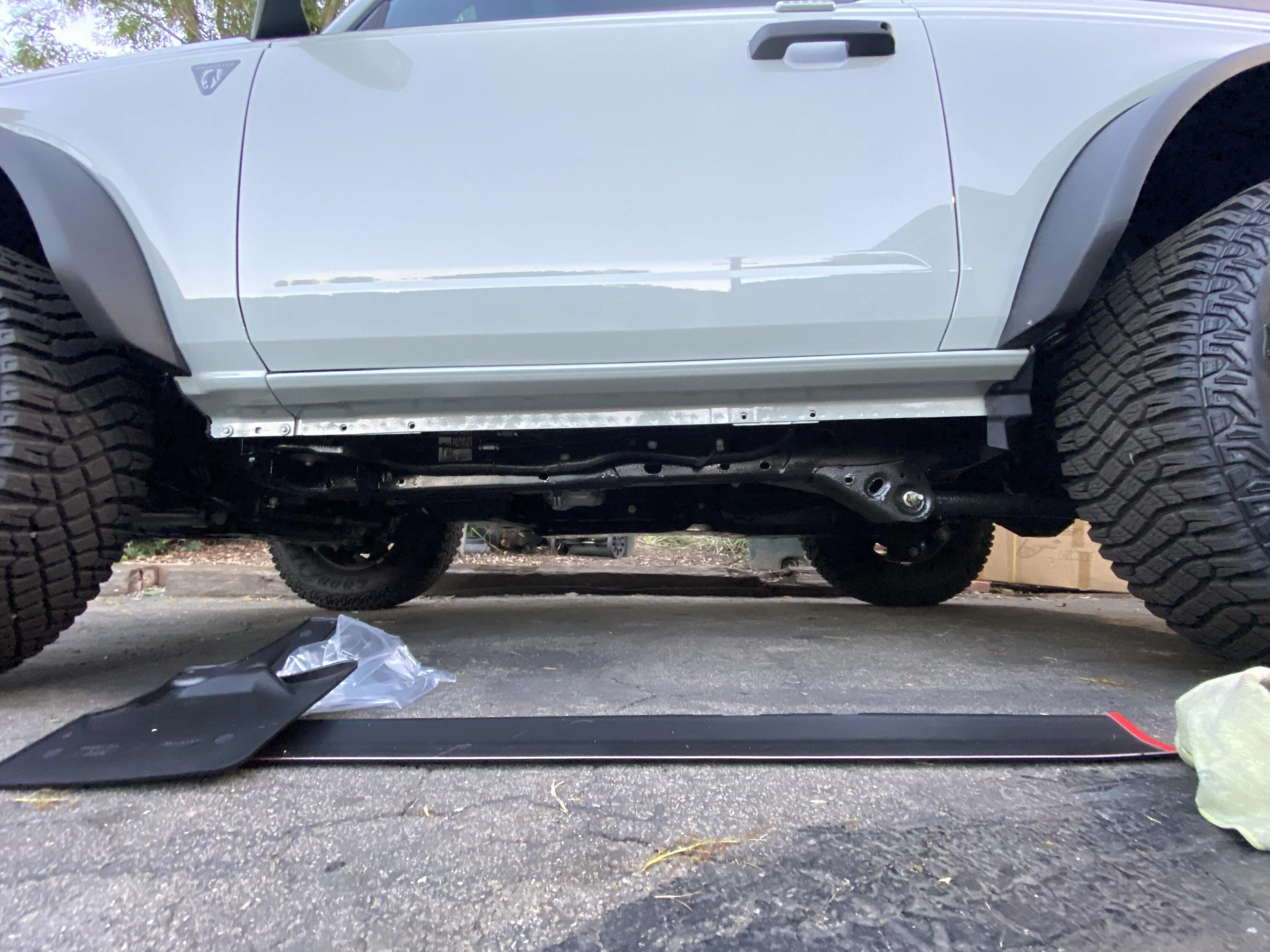 Ford Bronco Ford Splash Guards and RedRock Sliders installed 1677007079207