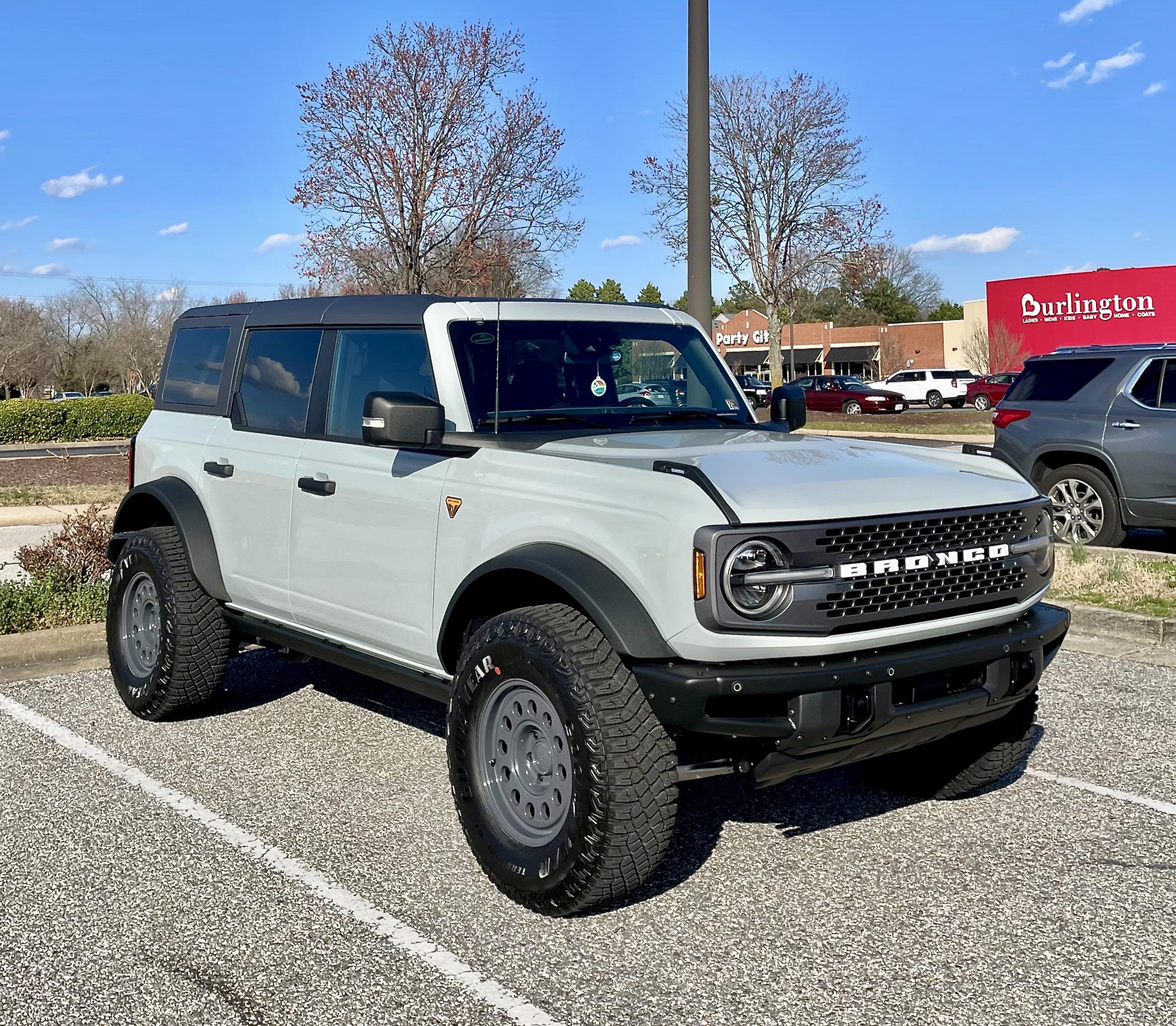 Ford Bronco Show us your installed wheel / tire upgrades here! (Pics) IMG_1415 2
