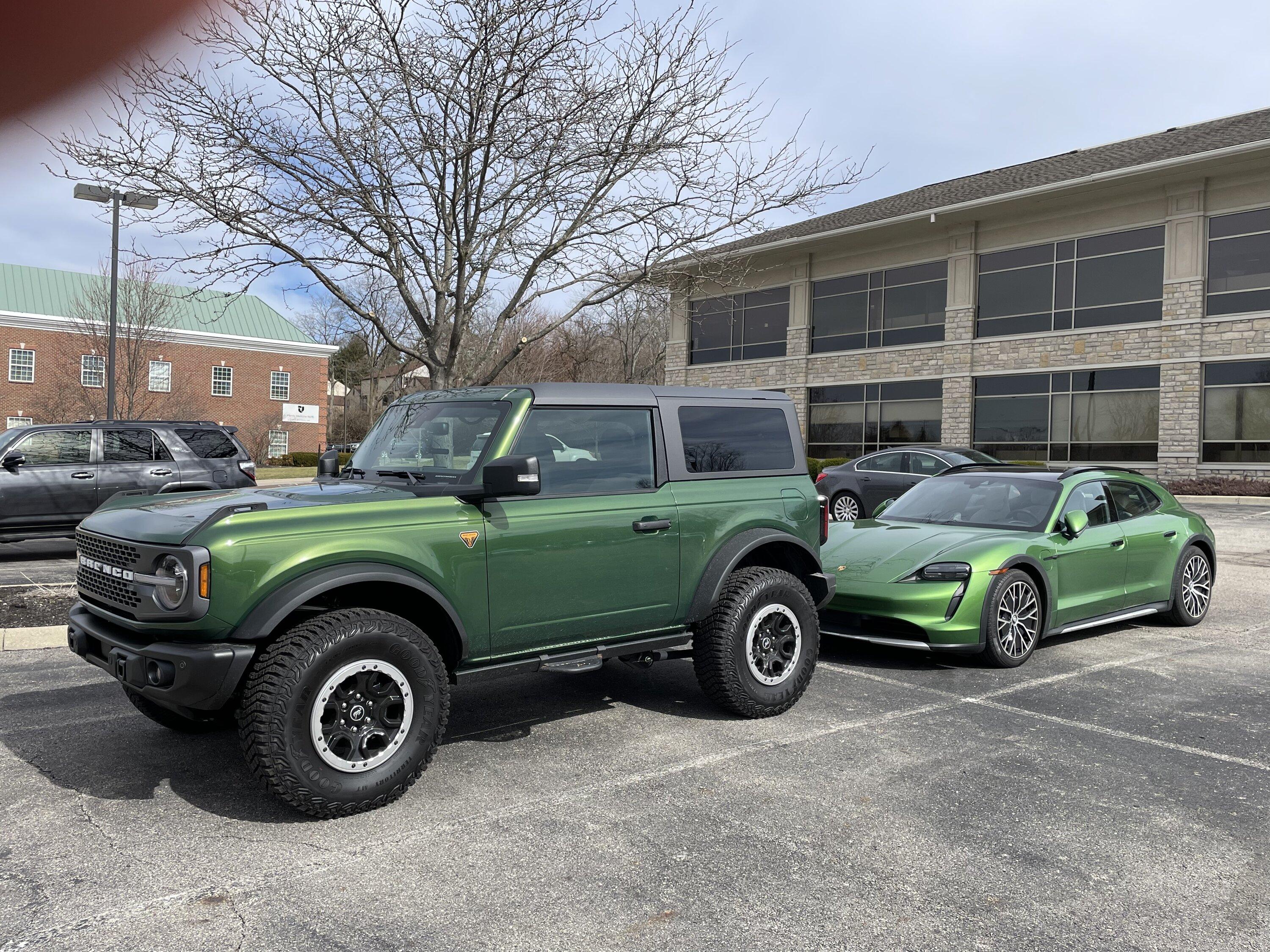 Ford Bronco Who's parked next to you? CCAFF3BA-6B06-44EA-A0E1-081E27DABCDE