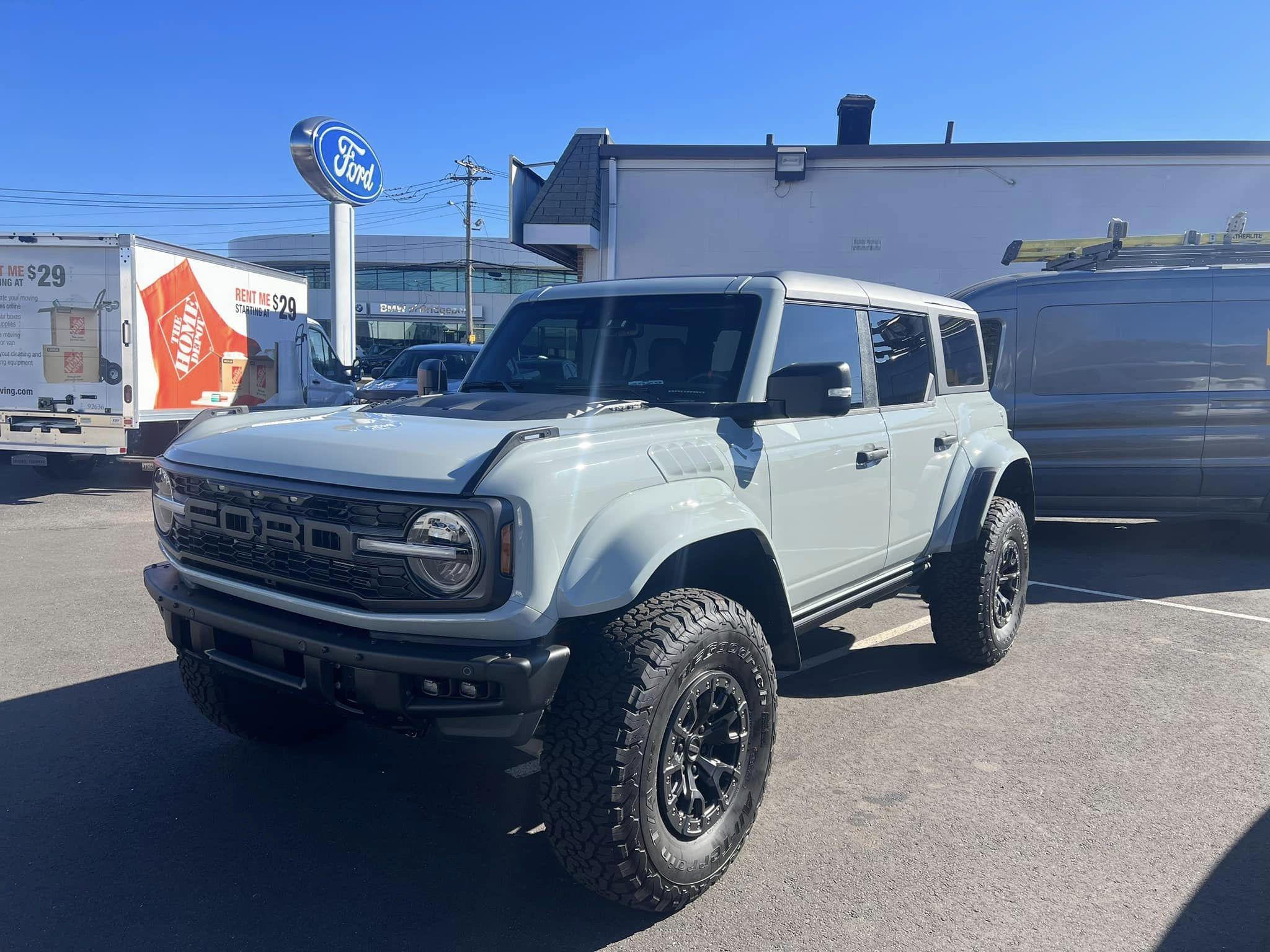Ford Bronco CACTUS GRAY Bronco RAPTOR Photos Thread Cactus Gray Bronco Raptor painted fender flares 3
