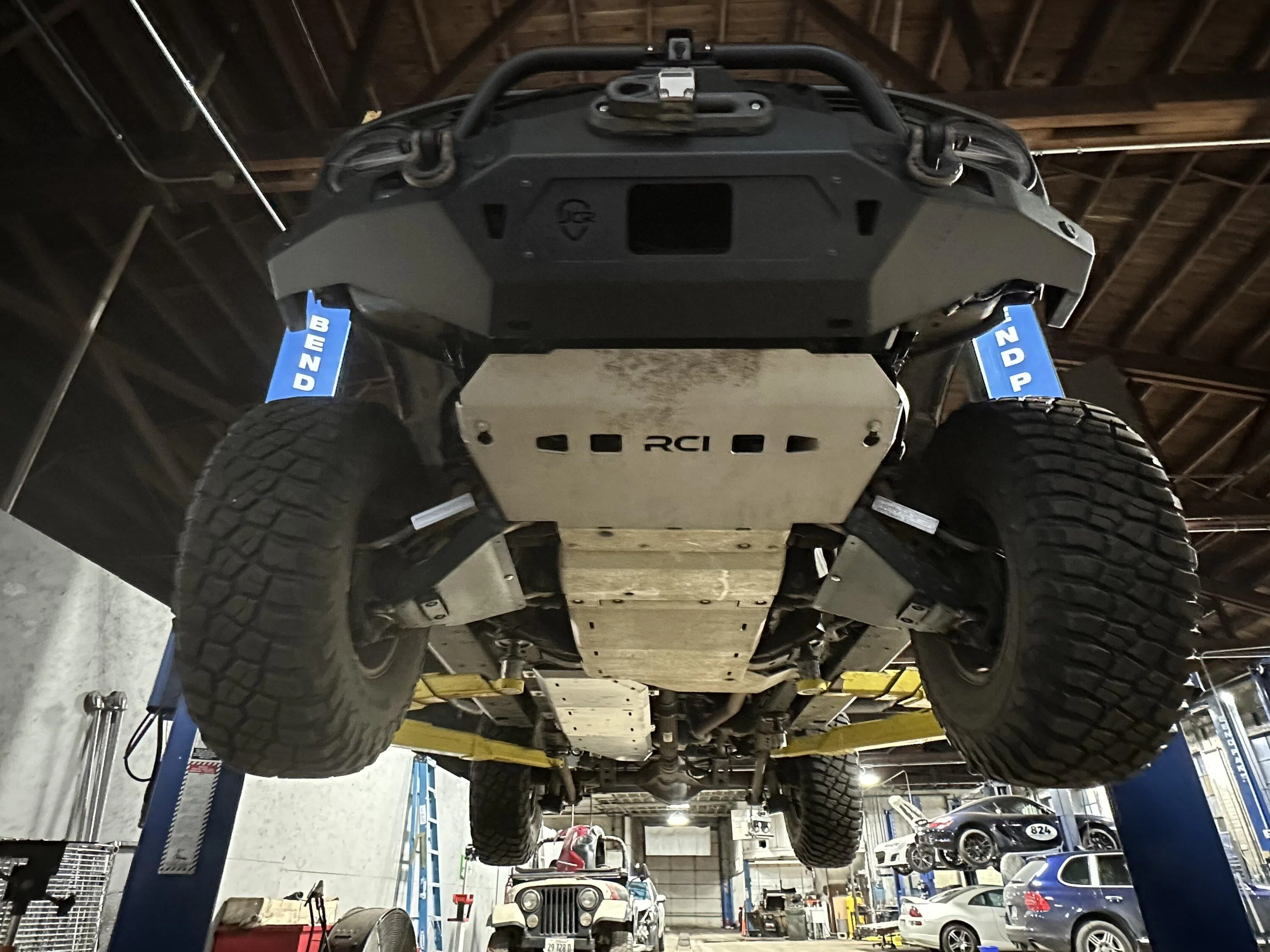 Ford Bronco RCI Cross Member Skids installed :) IMG_1824