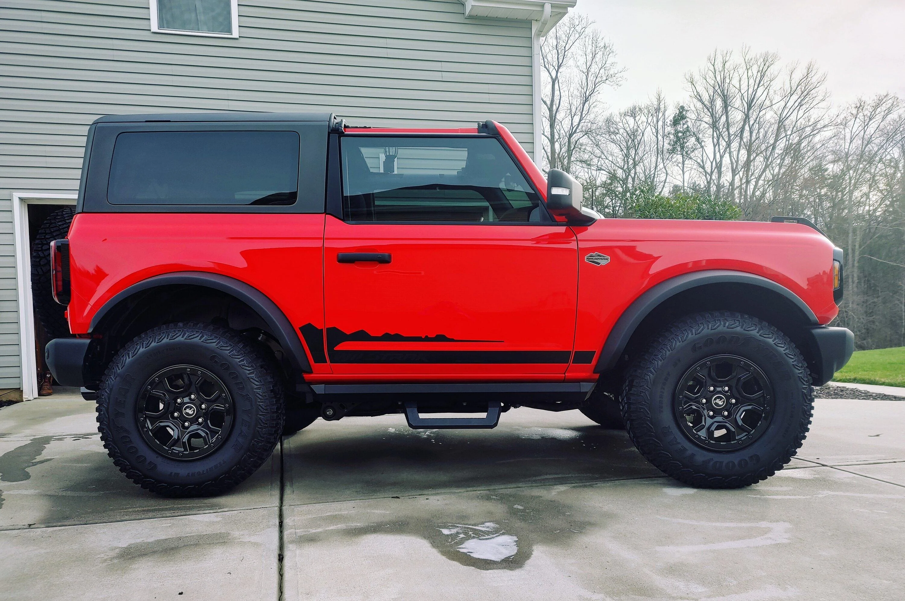 Ford Bronco Post your Bronco's garage mates! 1