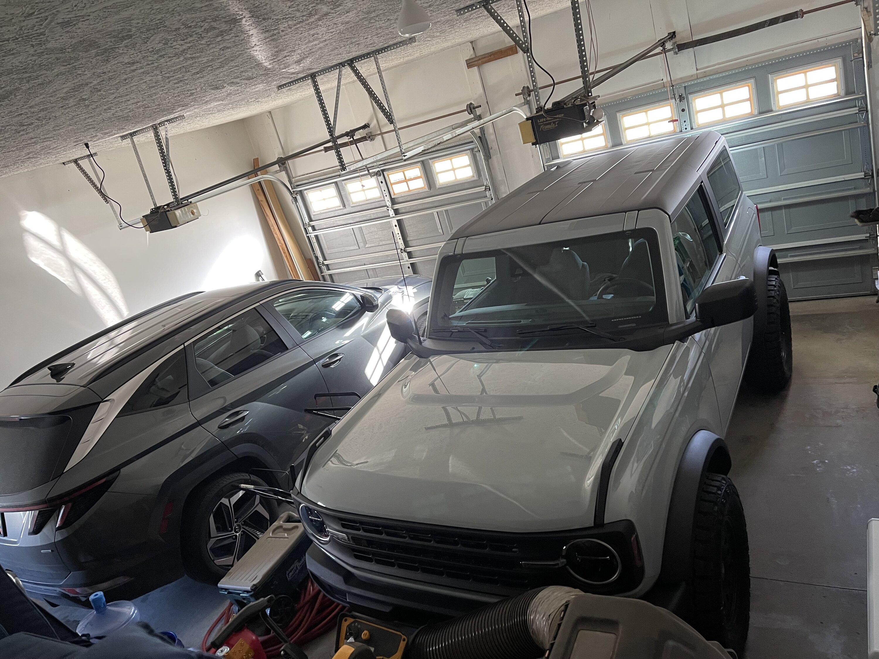 Ford Bronco Post your Bronco's garage mates! IMG_0712