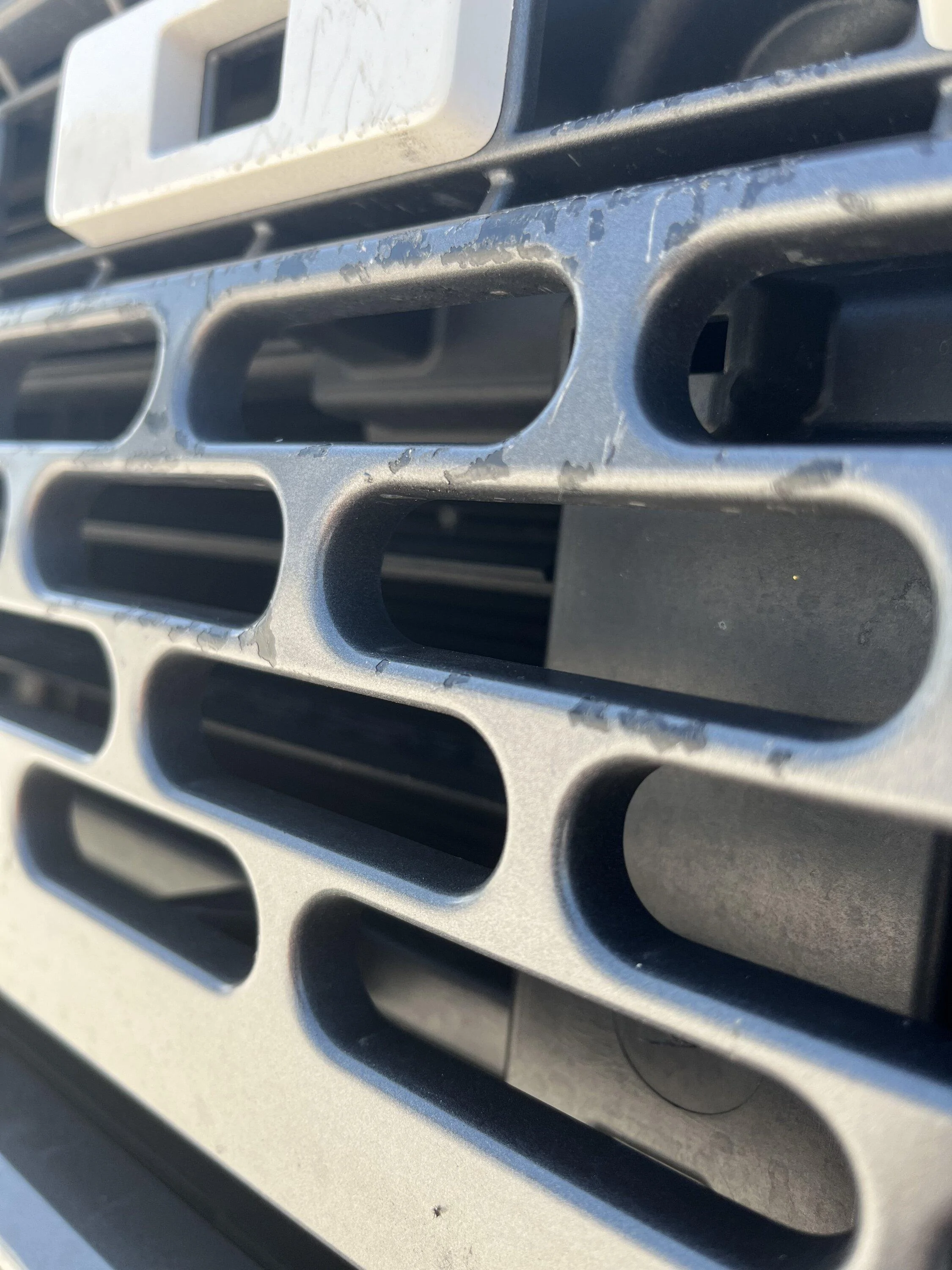 Ford Bronco Delaminating BL Grille 156CE28D-F63F-4015-B080-08A8D92B7B3C