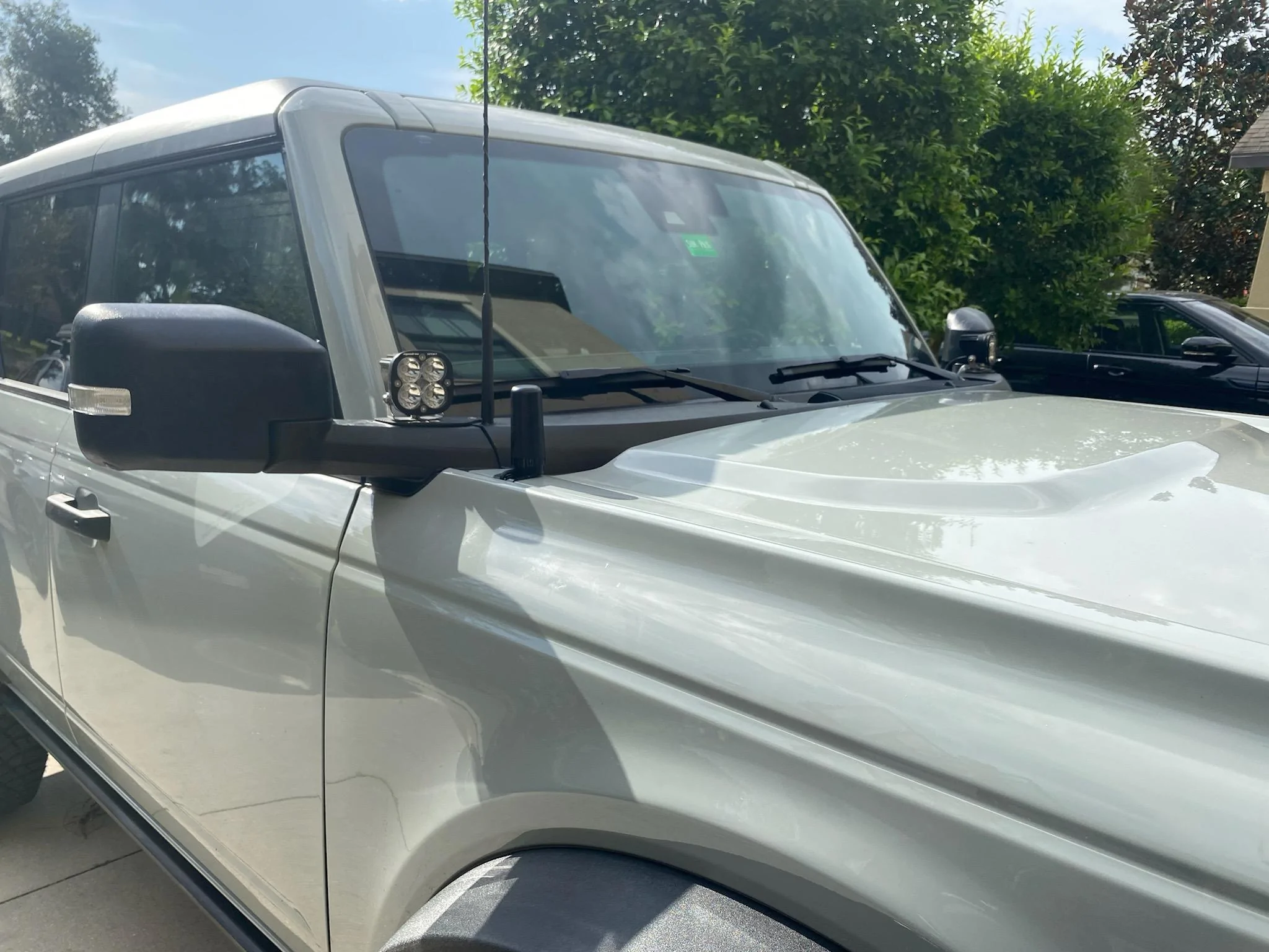 Ford Bronco Antenna Mounts for Midland GMRS IMG_6229.HEIC