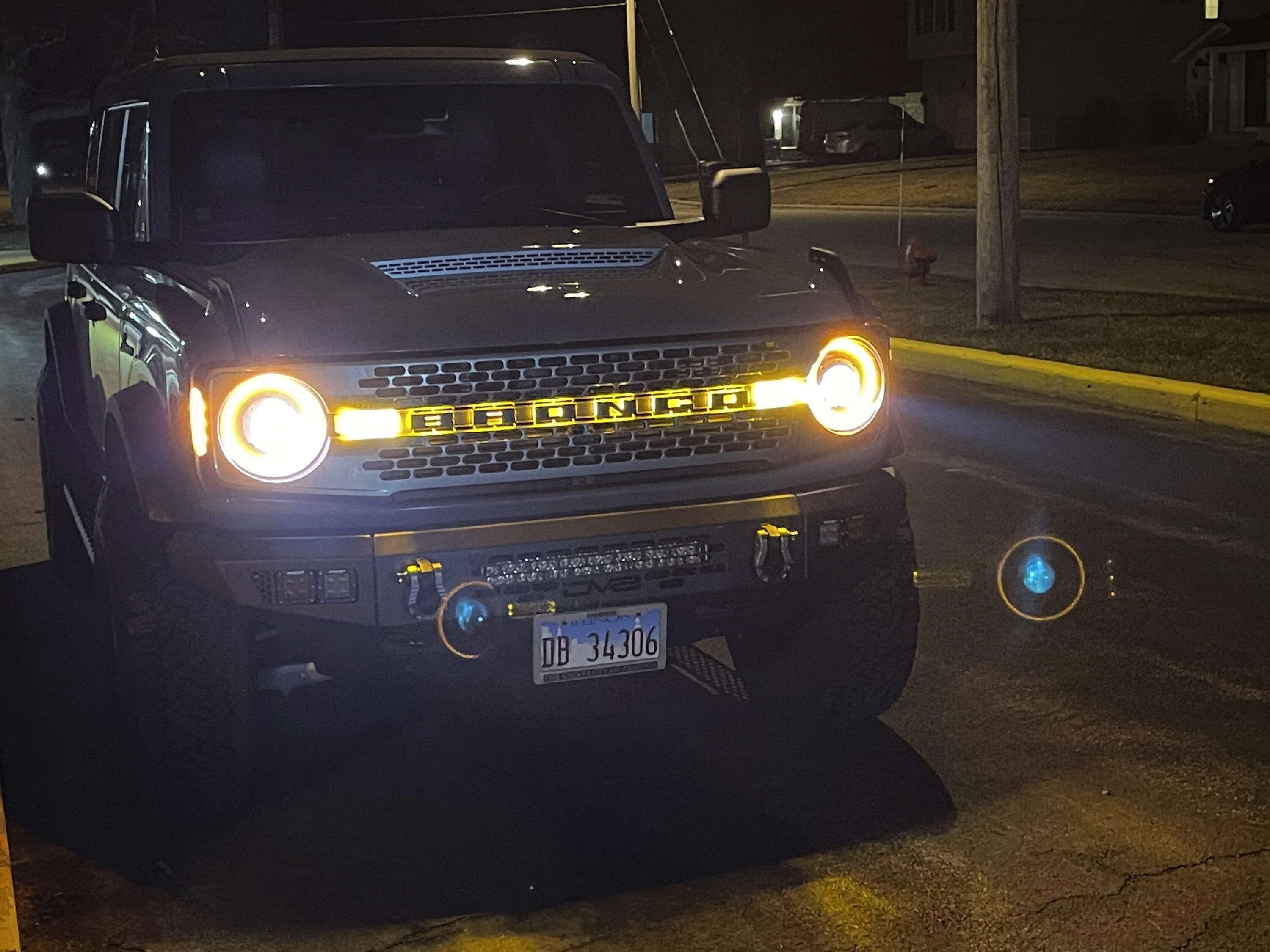 Ford Bronco Oracle Amber Oculus Headlight & Grill Letters 2A78ECB0-0A6F-4615-AA92-2A0F599DA8D7