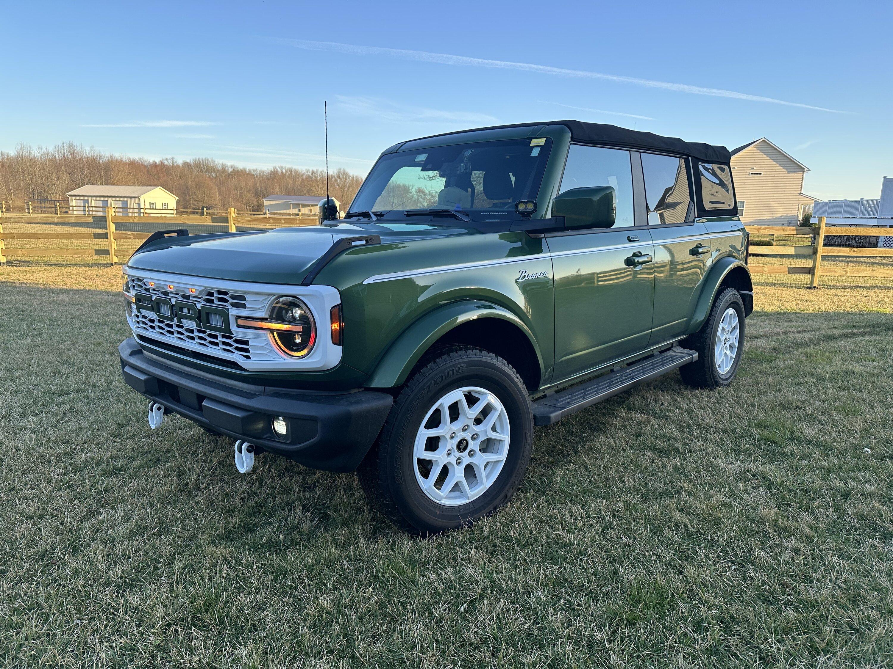 Ford Bronco Heritage OBX in Progress A2D15CDB-4BD8-4E84-B6CA-CAF9D4840178