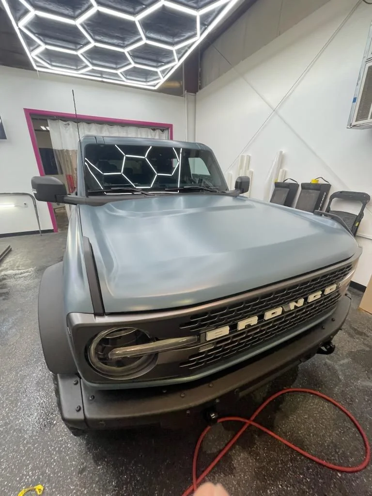 Ford Bronco 12/19/2022 build week group bronc1