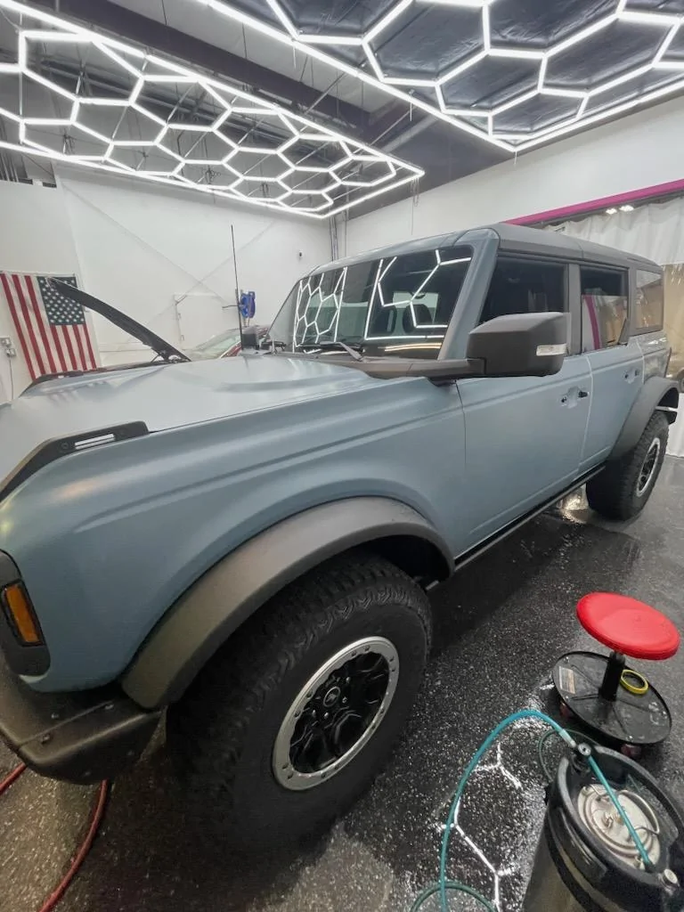 Ford Bronco 12/19/2022 build week group bronc2