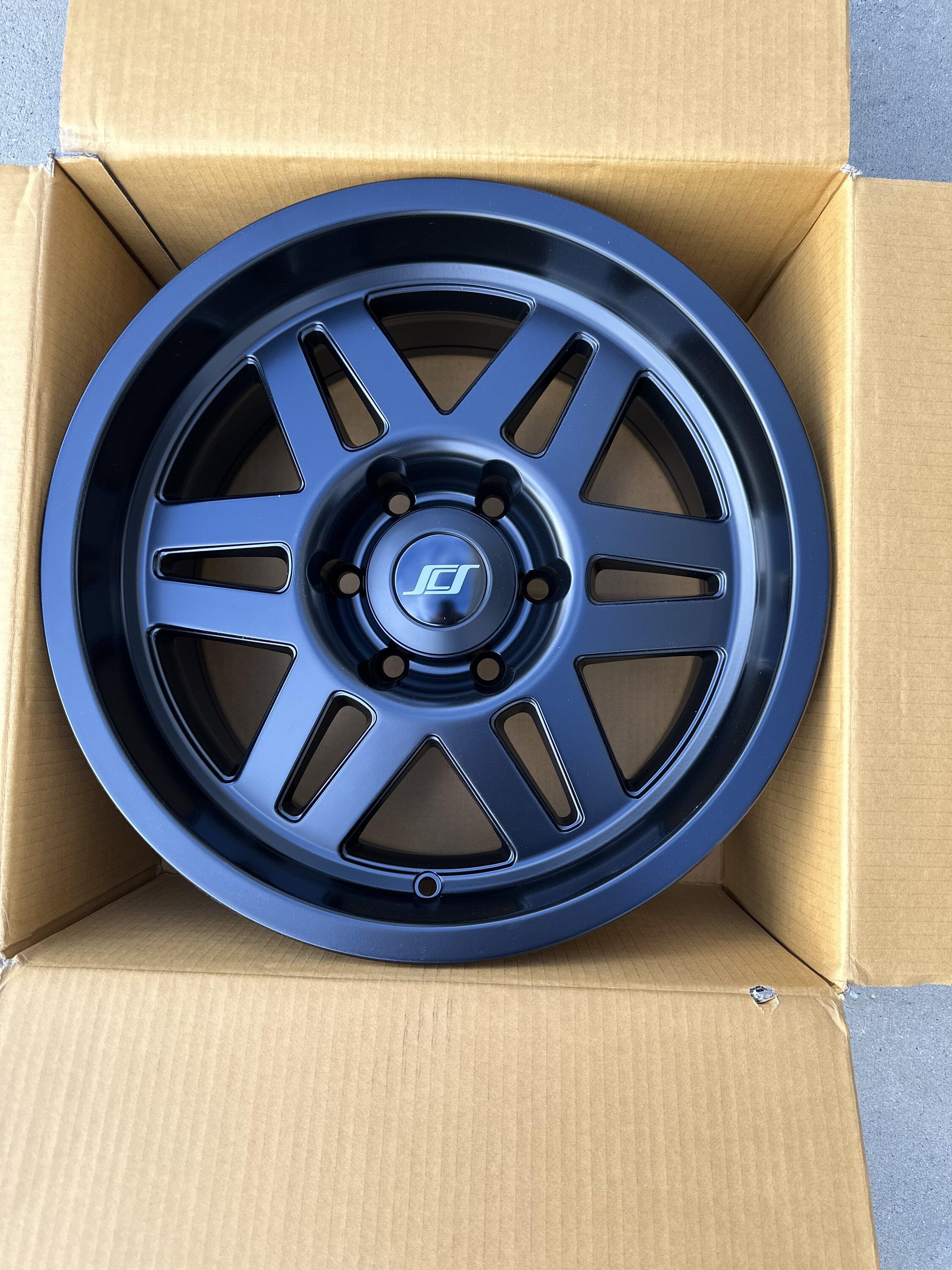 Ford Bronco Show us your installed wheel / tire upgrades here! (Pics) AE49FE9D-3F06-43A3-B510-A42DE0726FC3