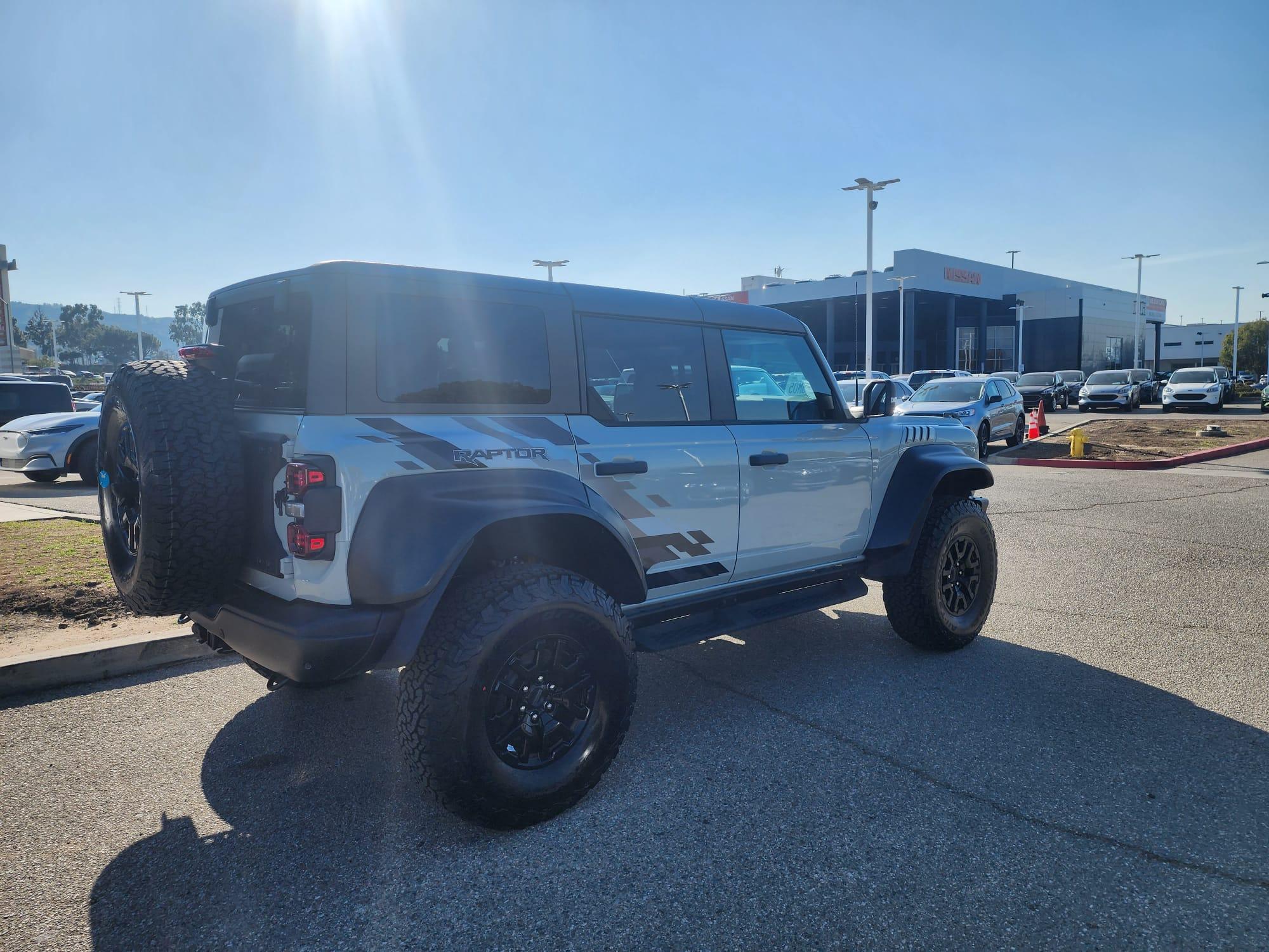 Ford Bronco CACTUS GRAY Bronco RAPTOR Photos Thread 275e65b6-749f-45a6-a8fe-7c8571fce76b.JPG
