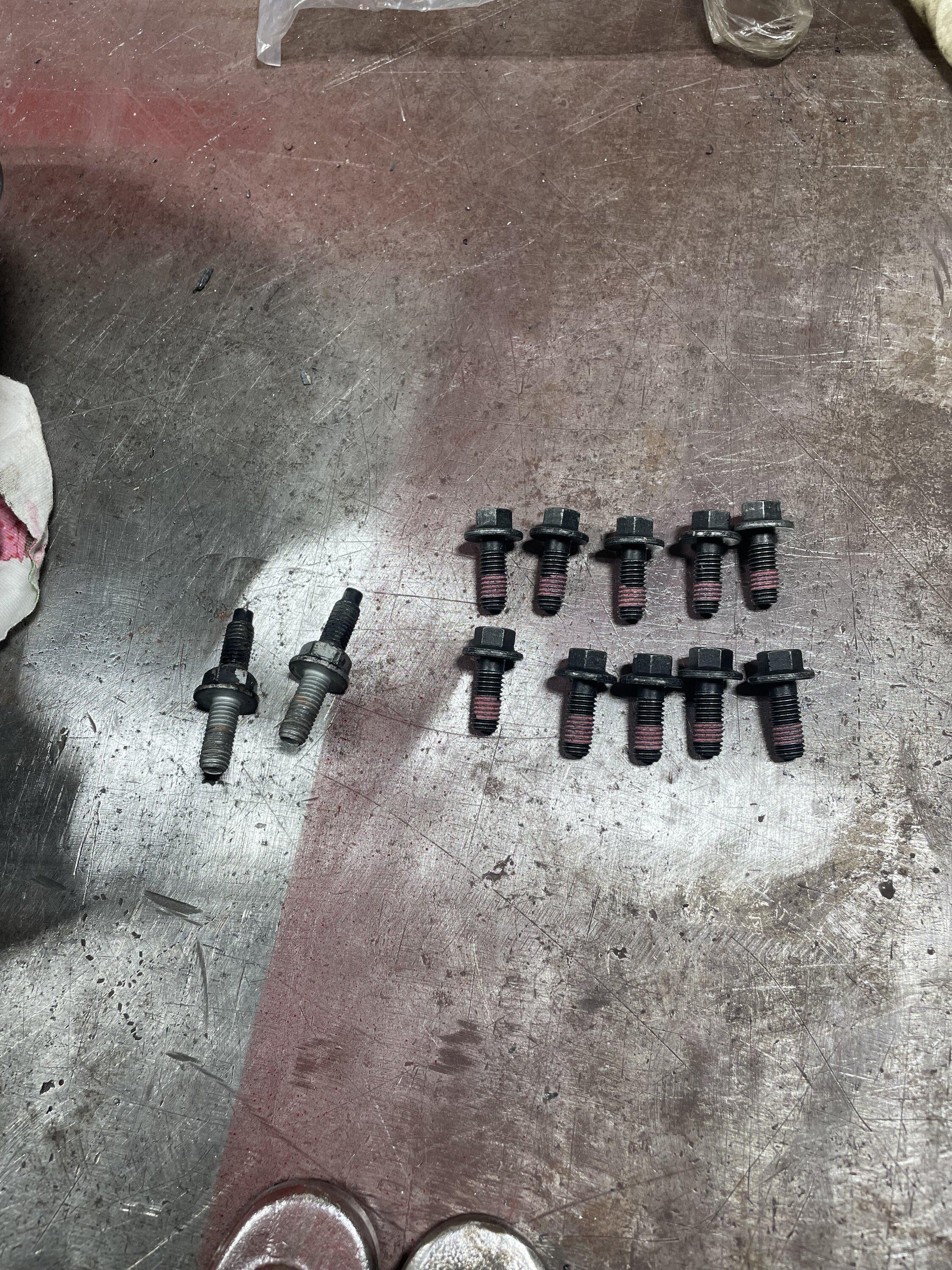 Ford Bronco Installed: Dana 44 M220 AdvanTek Nodular Differential Cover (From Jeep JL Wrangler) -- DIY IMG_2448