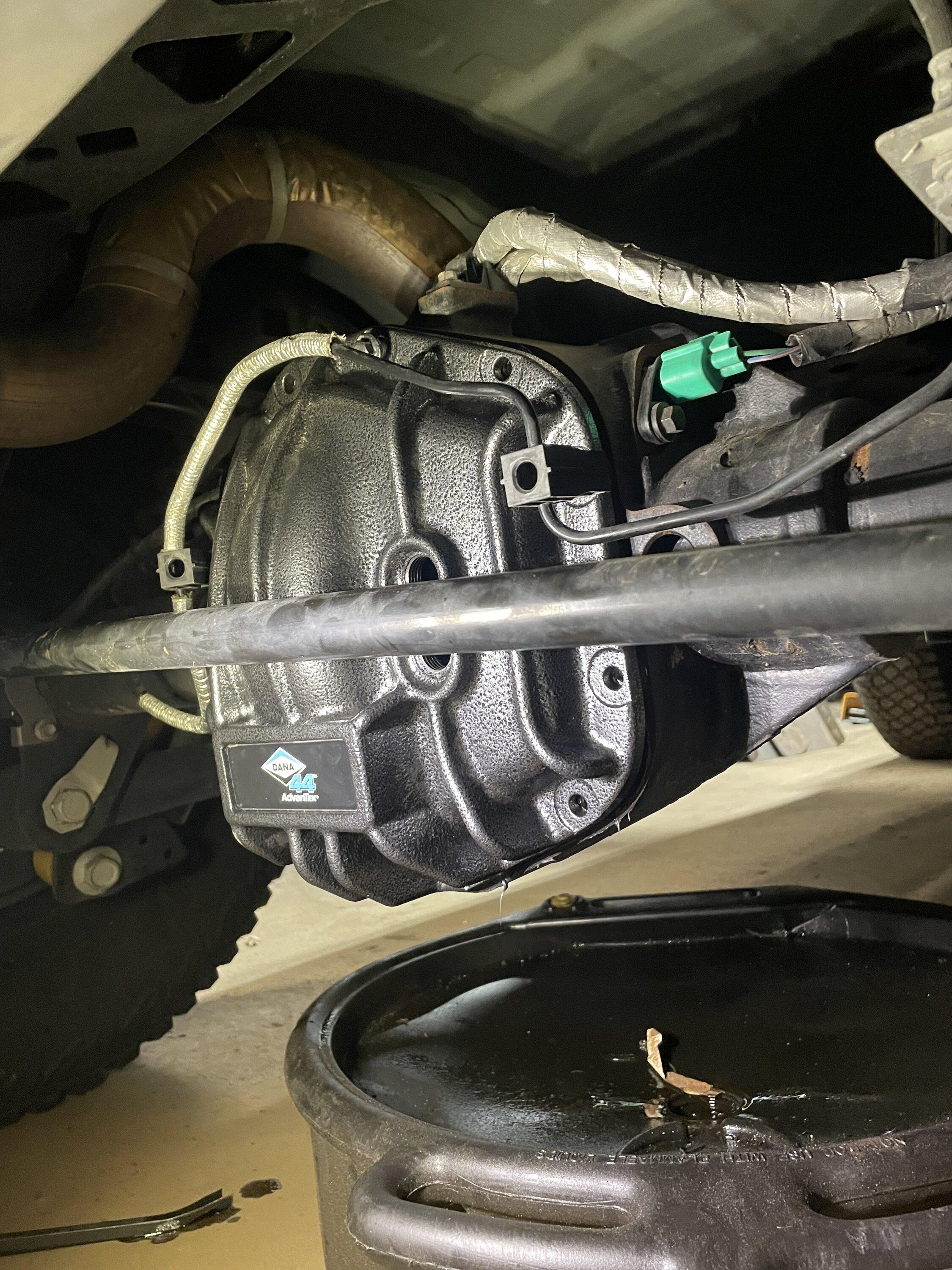 Ford Bronco Installed: Dana 44 M220 AdvanTek Nodular Differential Cover (From Jeep JL Wrangler) -- DIY IMG_2453